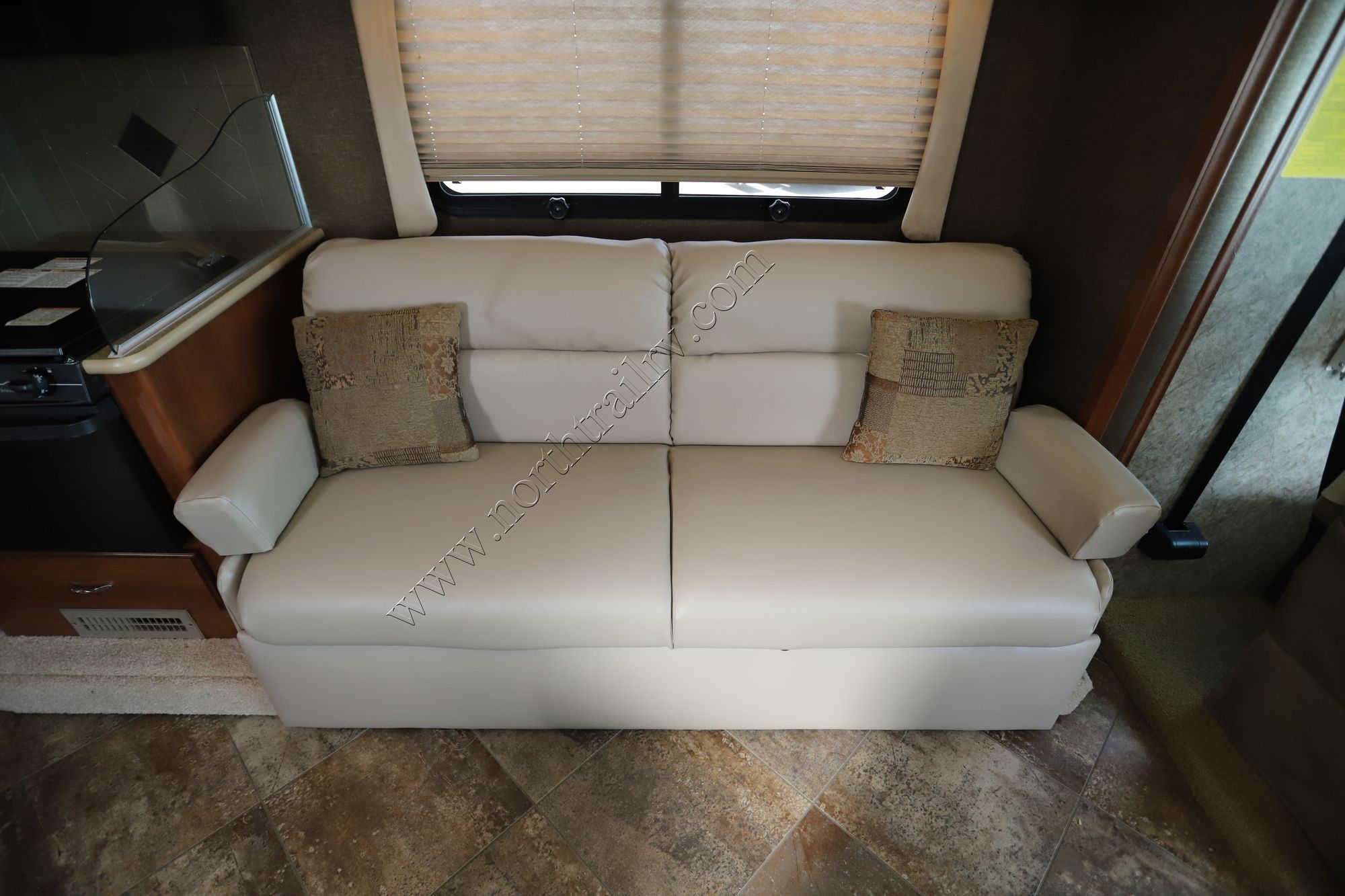 Used 2015 Fleetwood Terra 31C Class A  For Sale
