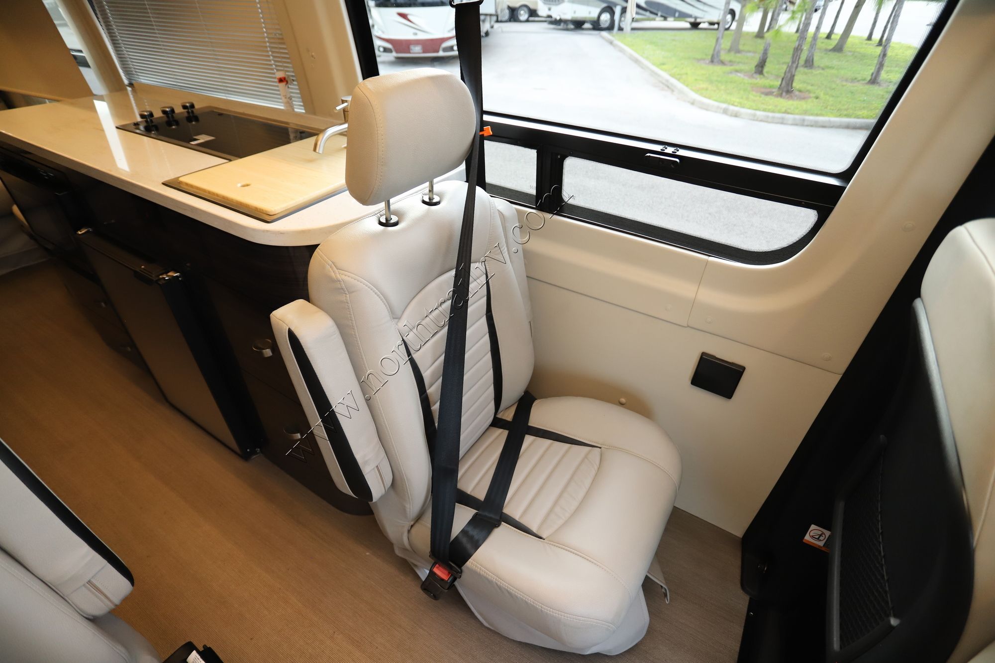 New 2022 Winnebago Era 170X Class B  For Sale