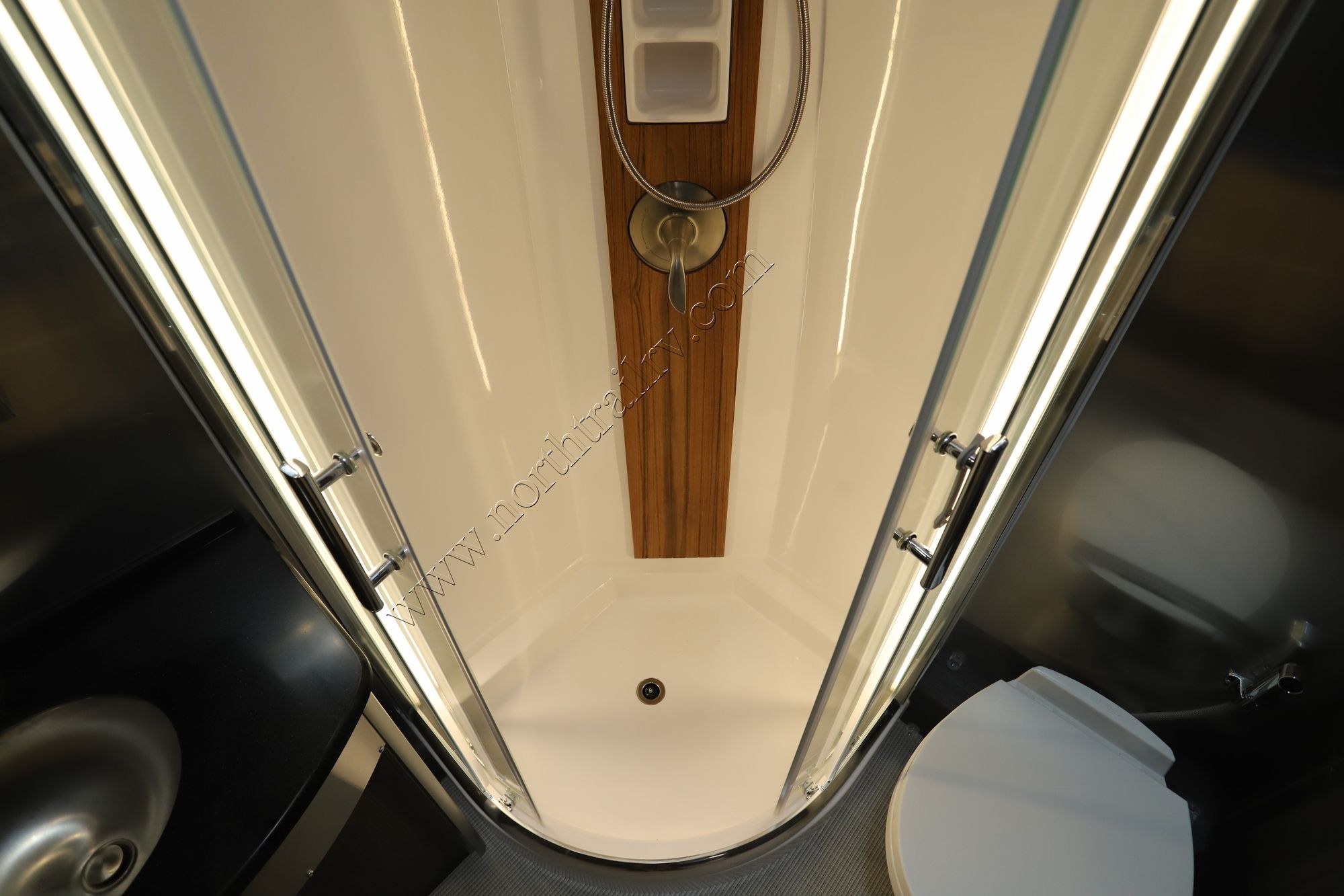 New 2022 Airstream Atlas MB Class C  For Sale