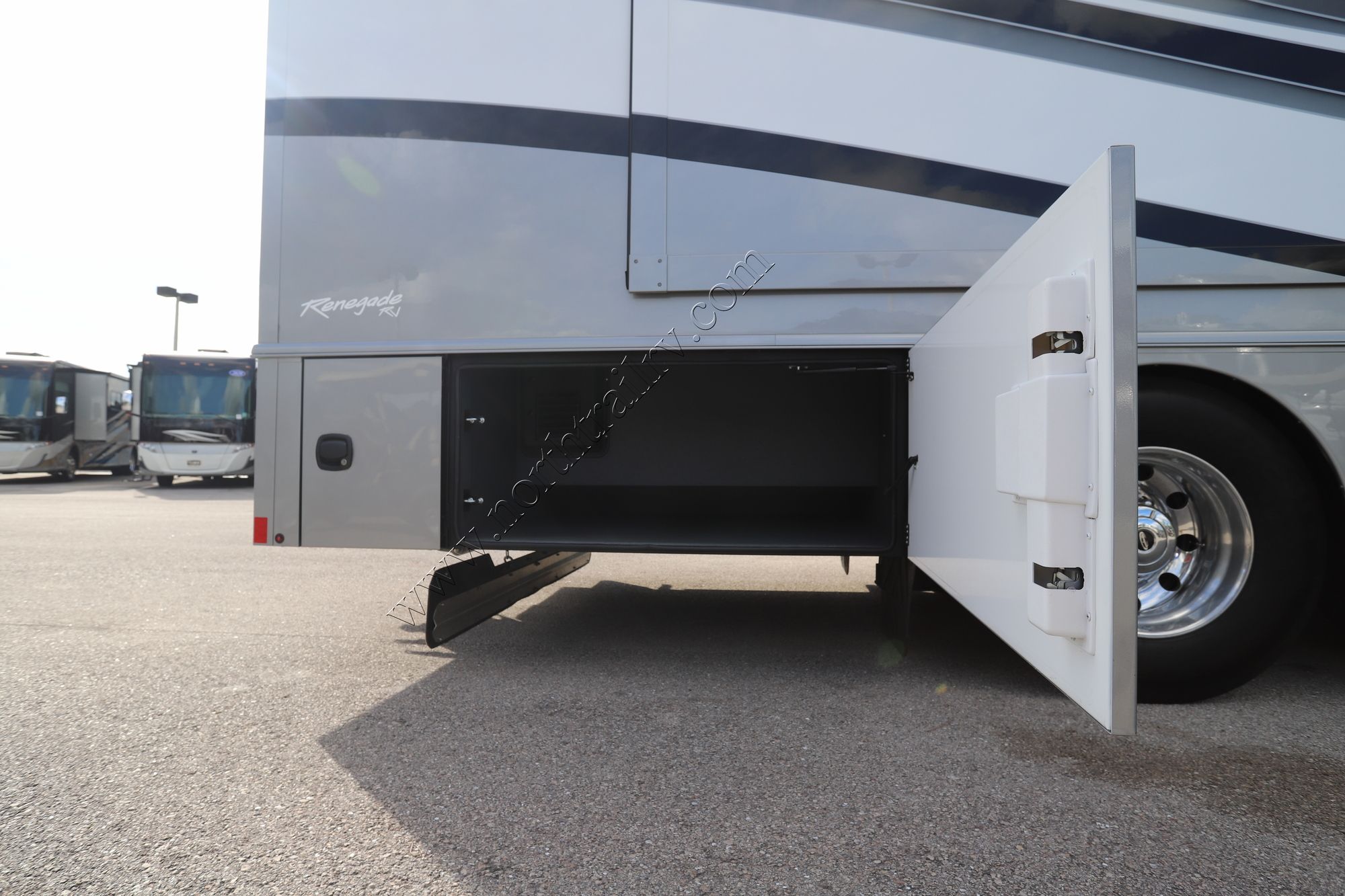 New 2022 Renegade Rv Classic 45CBF Super C  For Sale