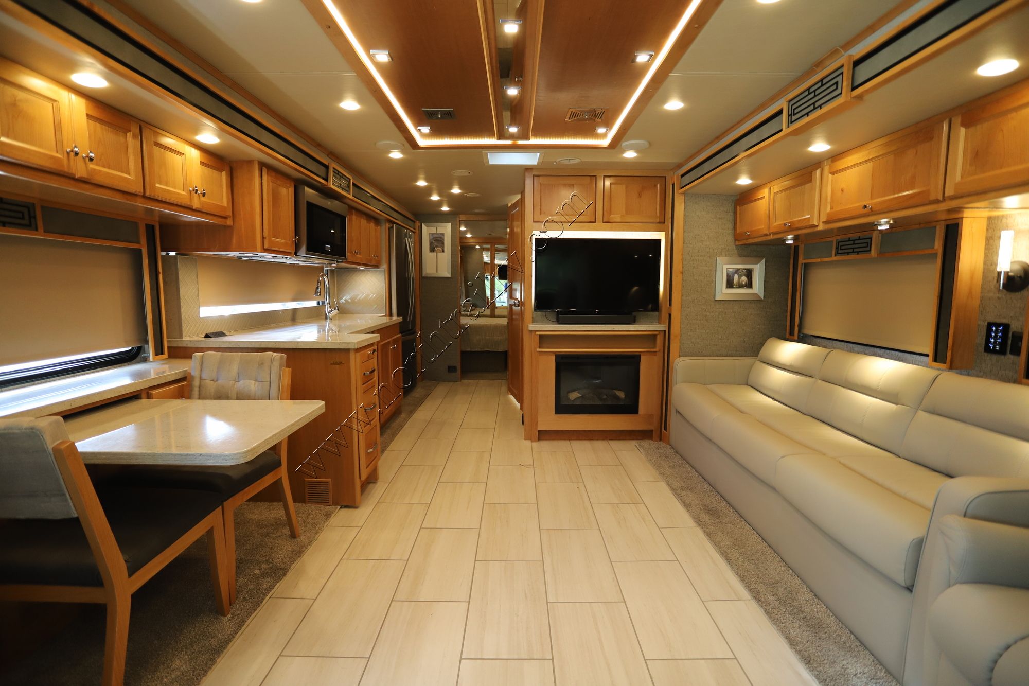 Used 2021 Tiffin Motor Homes Allegro Red 37PA Class A  For Sale