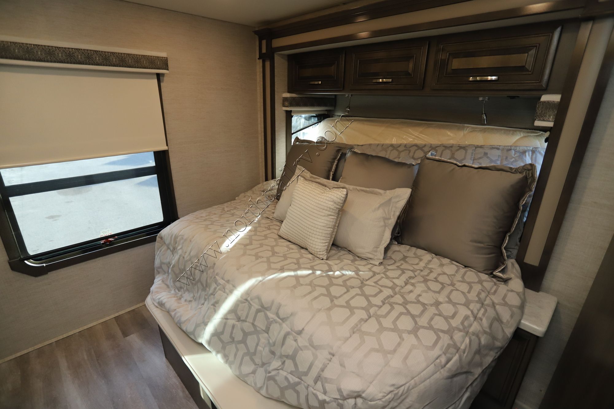 New 2022 Jayco Seneca 37M Super C  For Sale