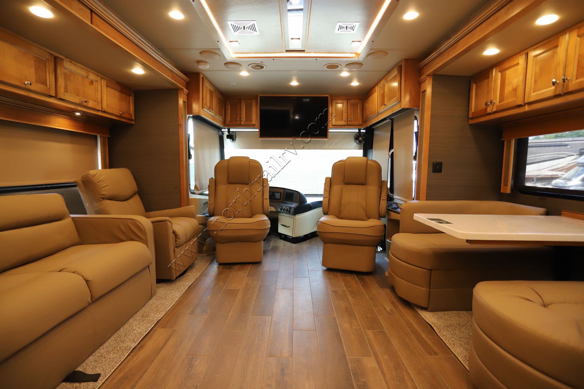 New 2022 Tiffin Motor Homes Allegro Red 33AA Class A  For Sale