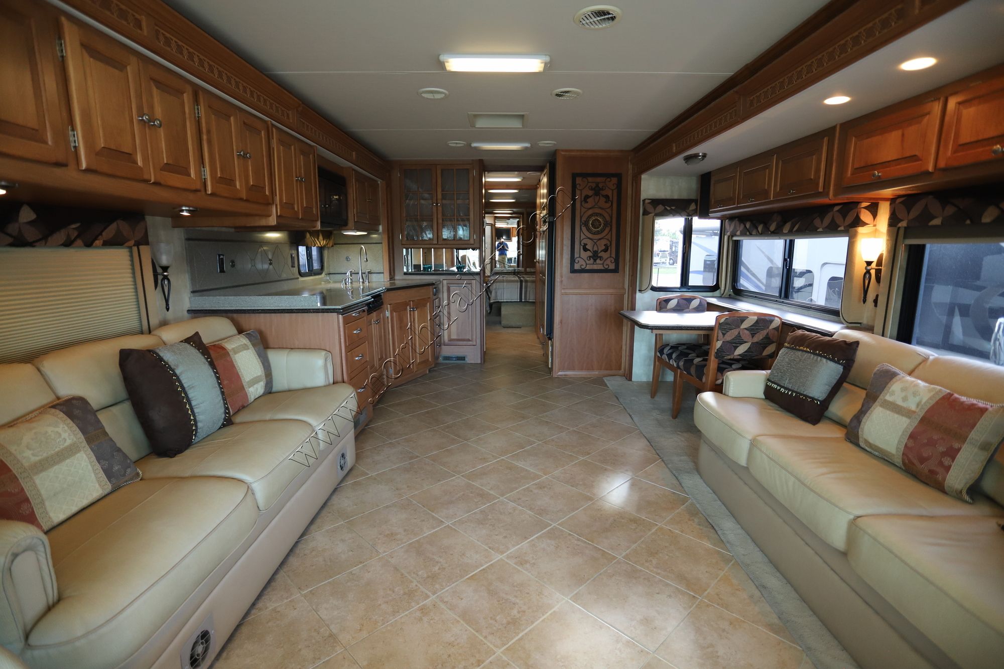 Used 2008 Tiffin Motor Homes Phaeton 40QSH Class A  For Sale