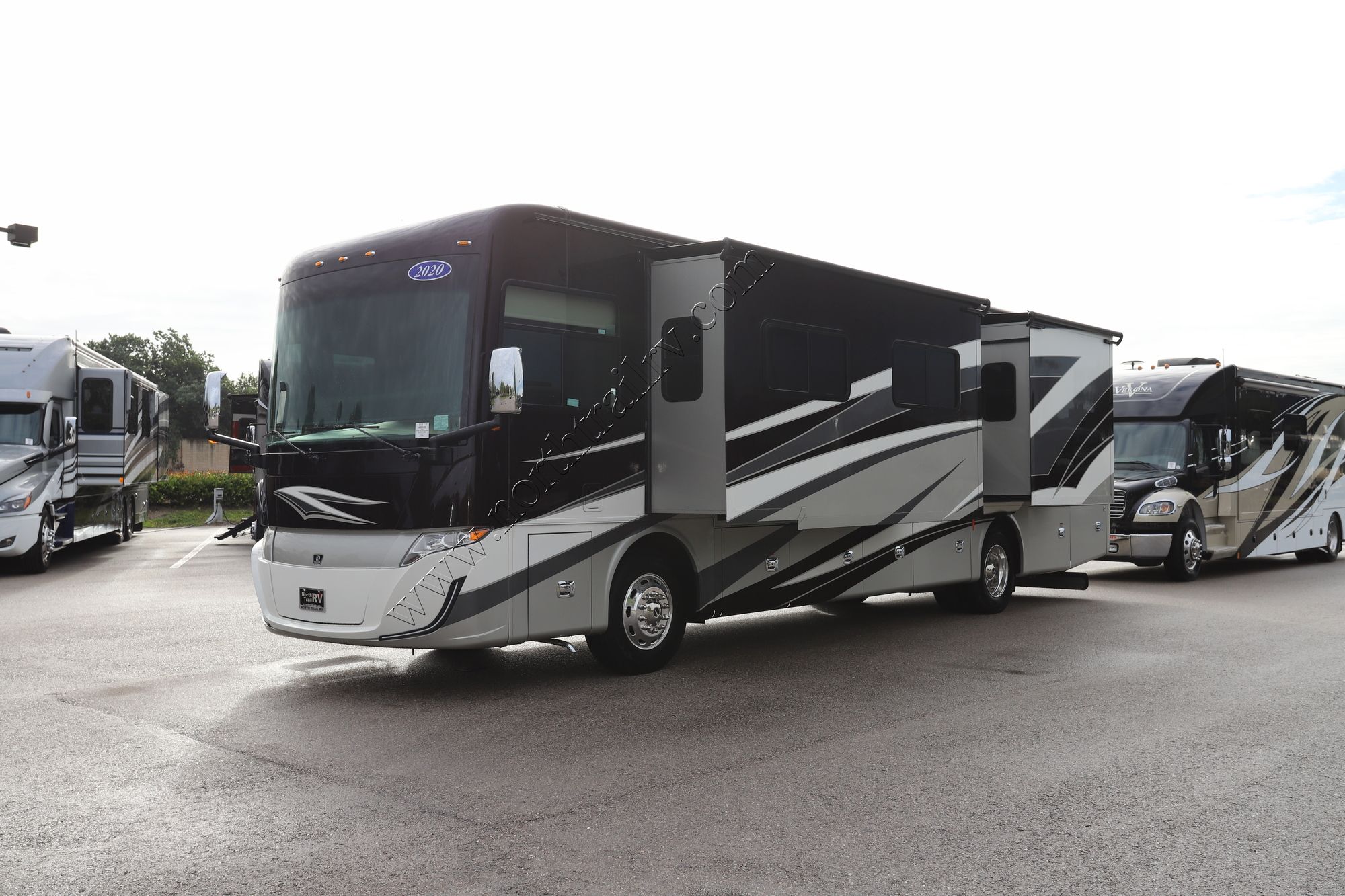 Used 2020 Tiffin Motor Homes Allegro Red 37BA Class A  For Sale