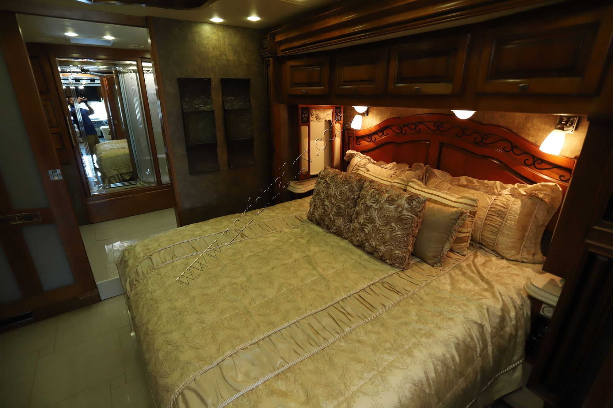 Used 2012 Tiffin Motor Homes Allegro Bus 43QGP Class A  For Sale