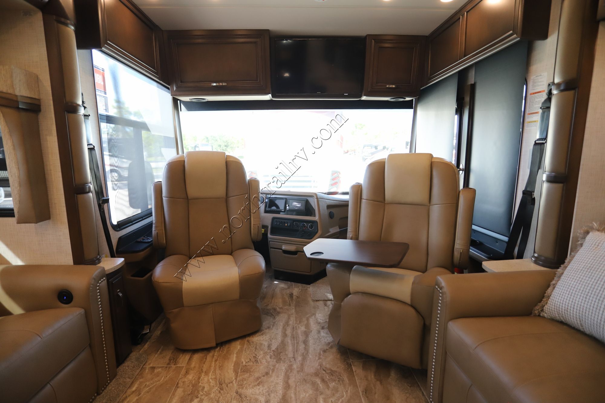 New 2022 Newmar Kountry Star 4037 Class A  For Sale