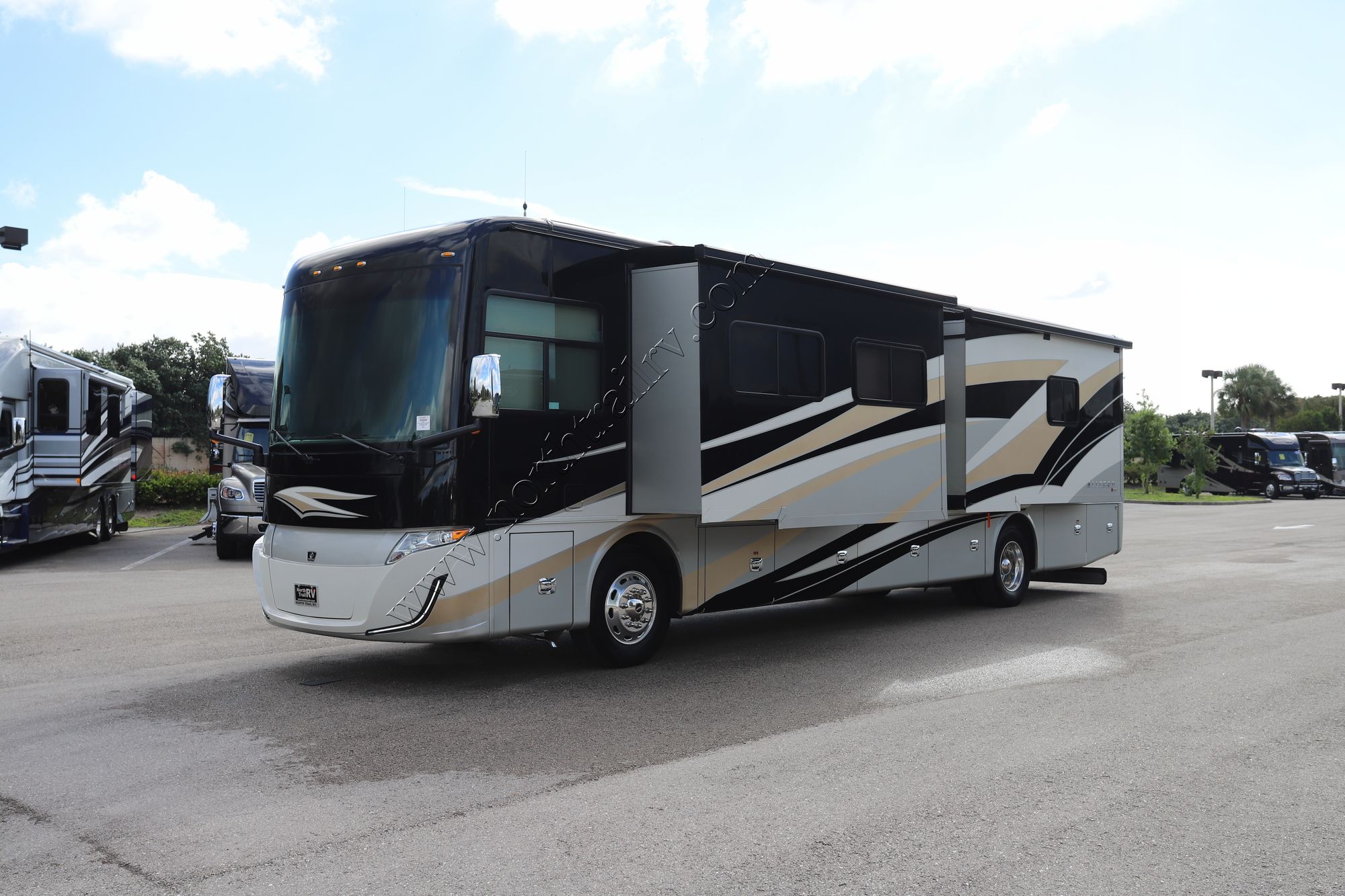 Used 2021 Tiffin Motor Homes Allegro Red 37PA Class A  For Sale