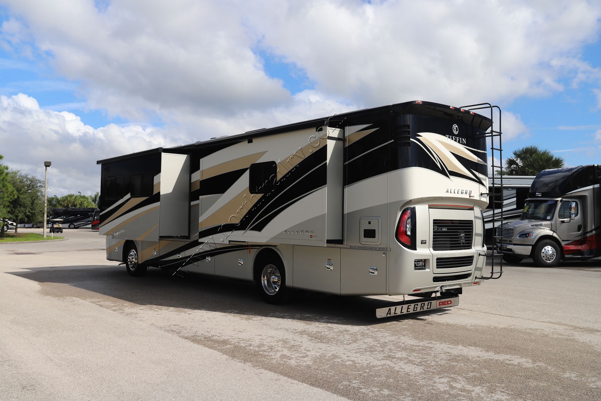 Used 2021 Tiffin Motor Homes Allegro Red 37PA Class A  For Sale