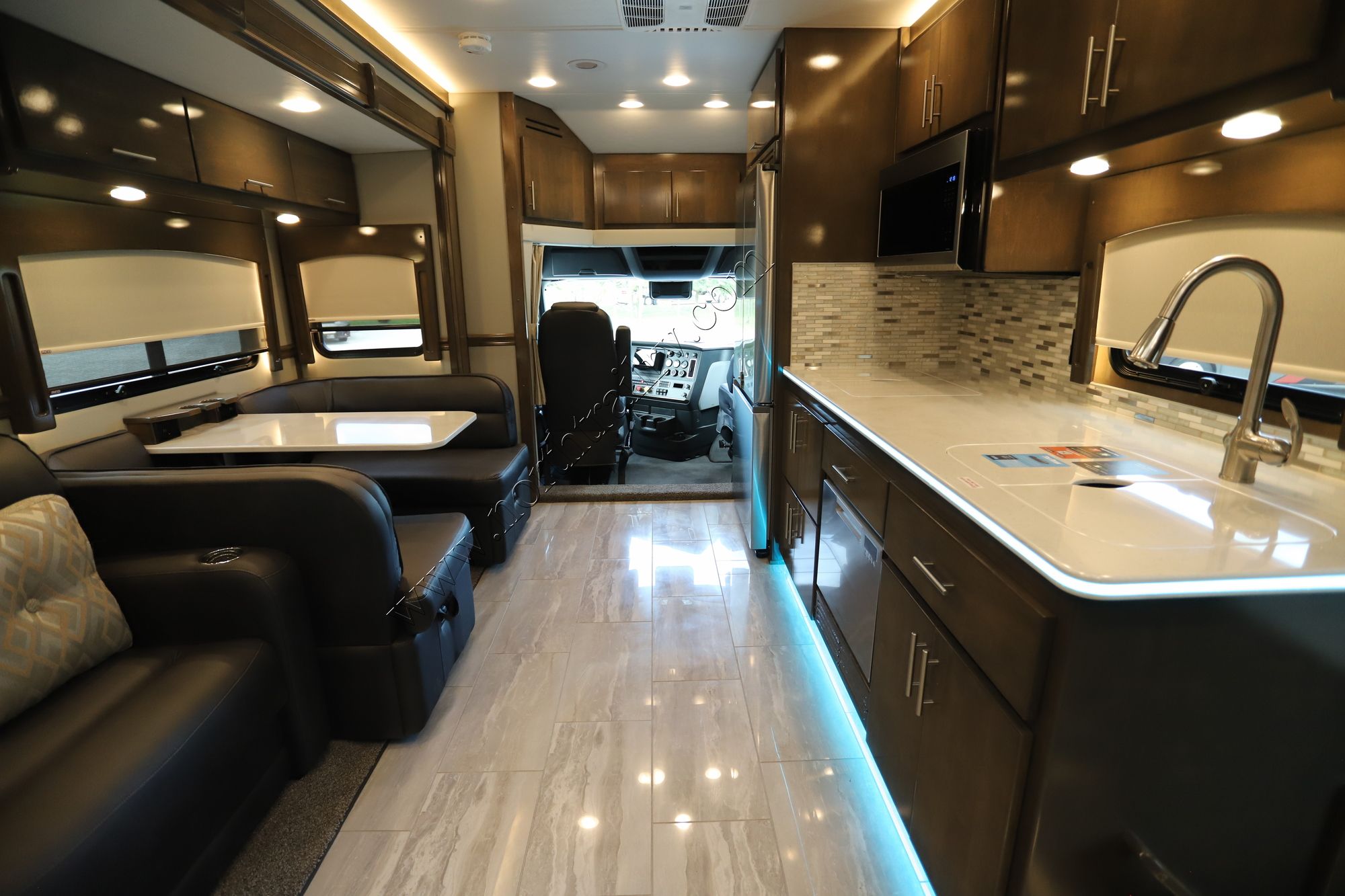 New 2022 Renegade Rv Classic 45CBF Super C  For Sale