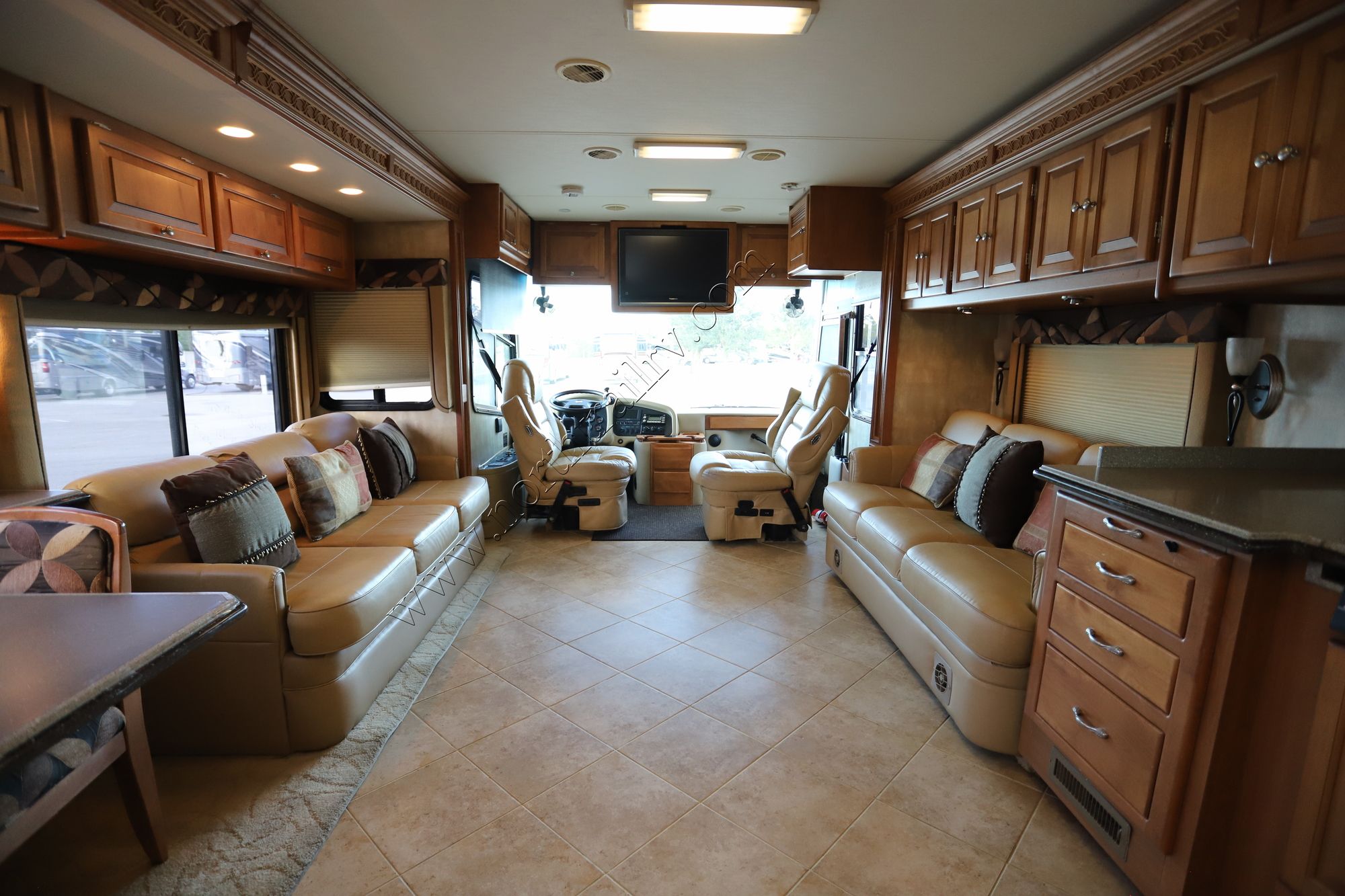 Used 2008 Tiffin Motor Homes Phaeton 40QSH Class A  For Sale