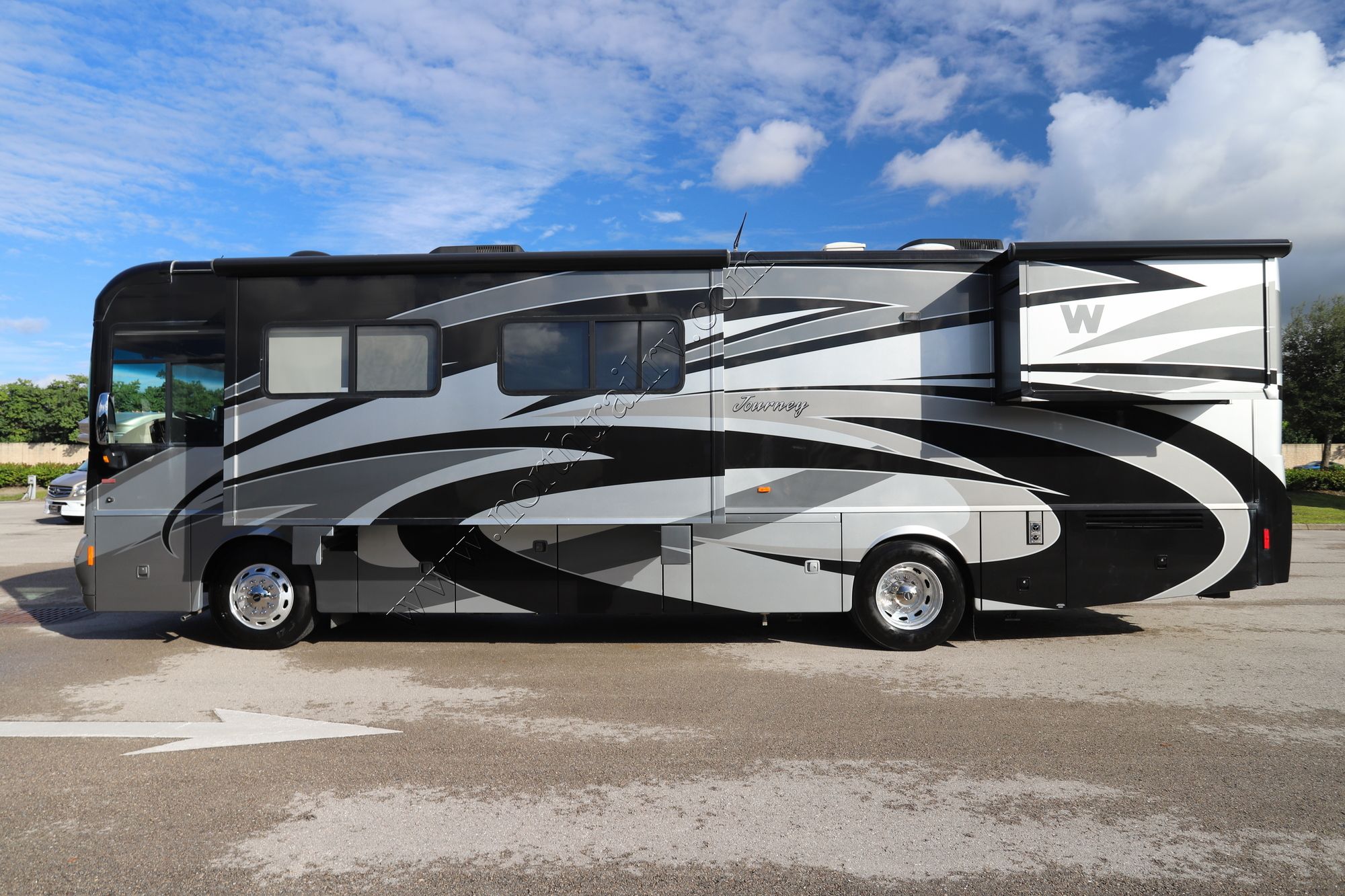 Used 2012 Winnebago Journey 36M Class A  For Sale