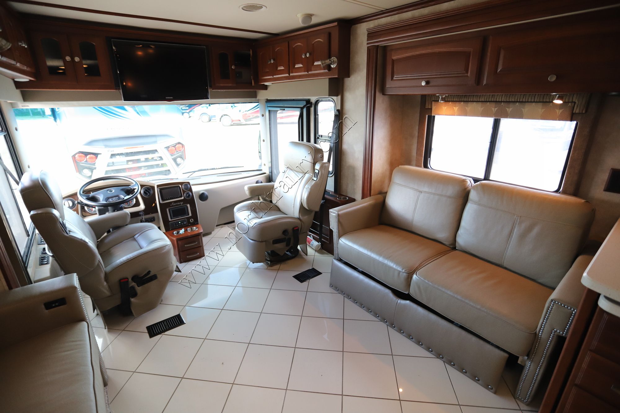 Used 2012 Winnebago Journey 36M Class A  For Sale