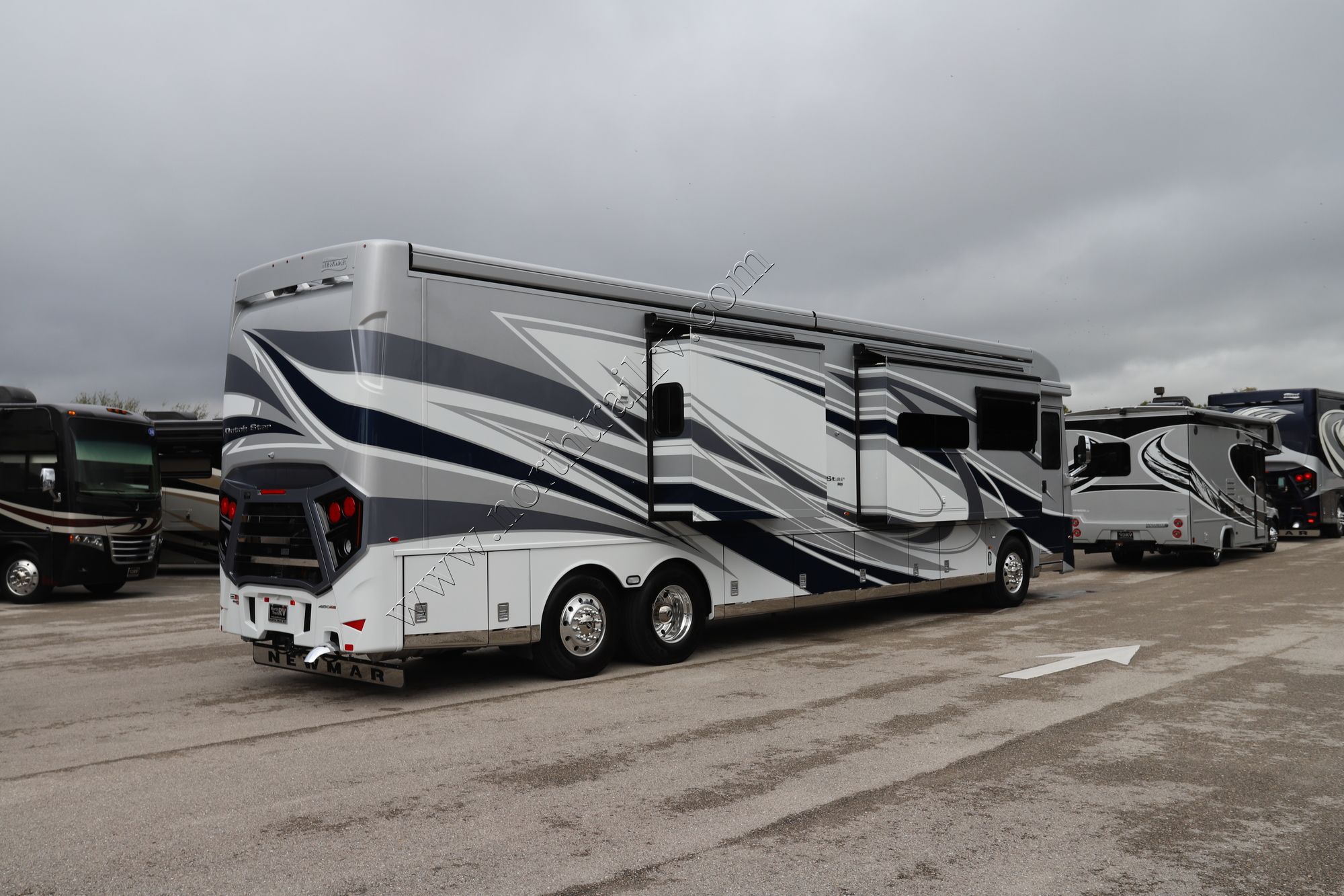 Used 2021 Newmar Dutch Star 4369 Class A  For Sale