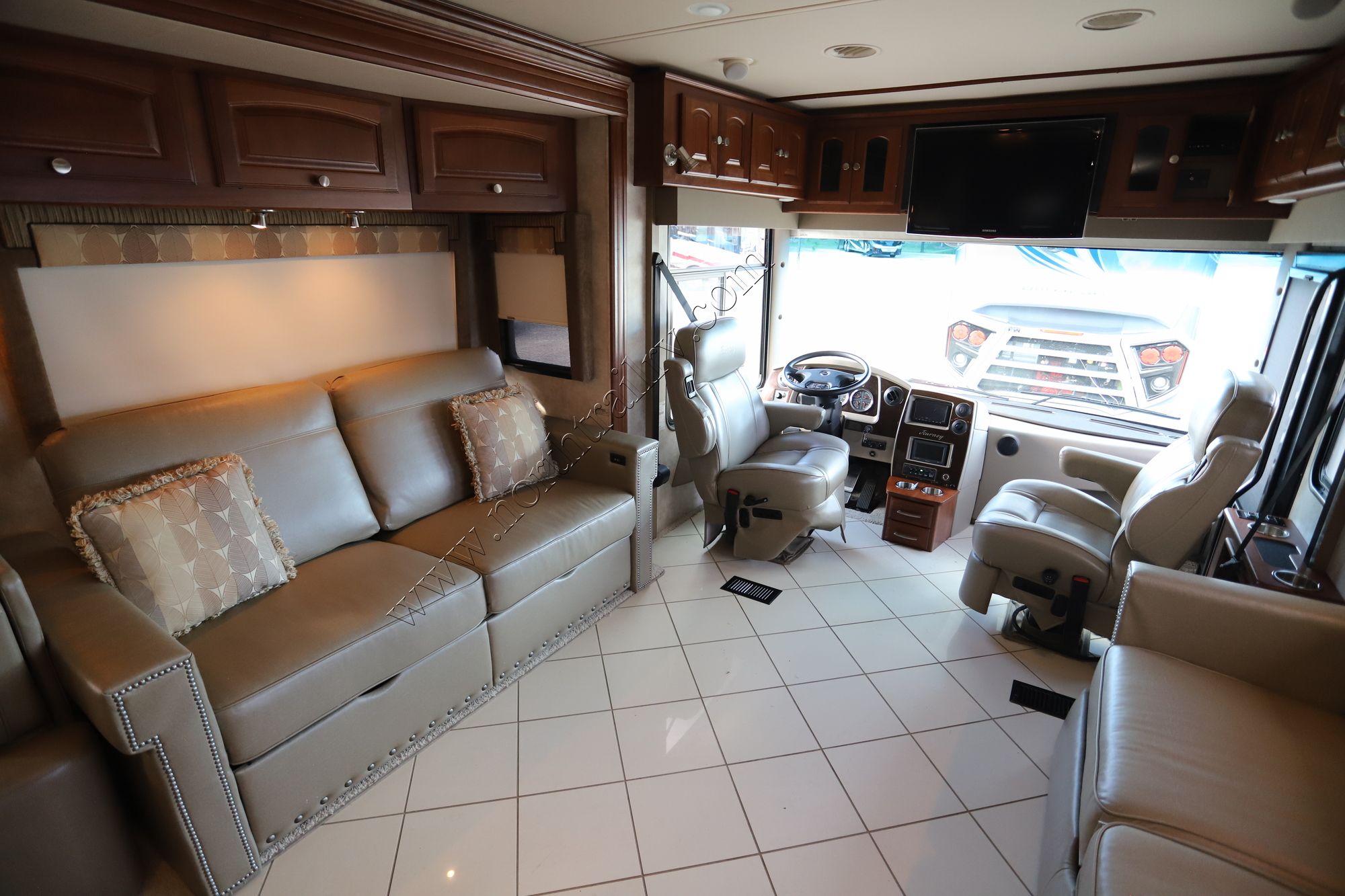 Used 2012 Winnebago Journey 36M Class A  For Sale