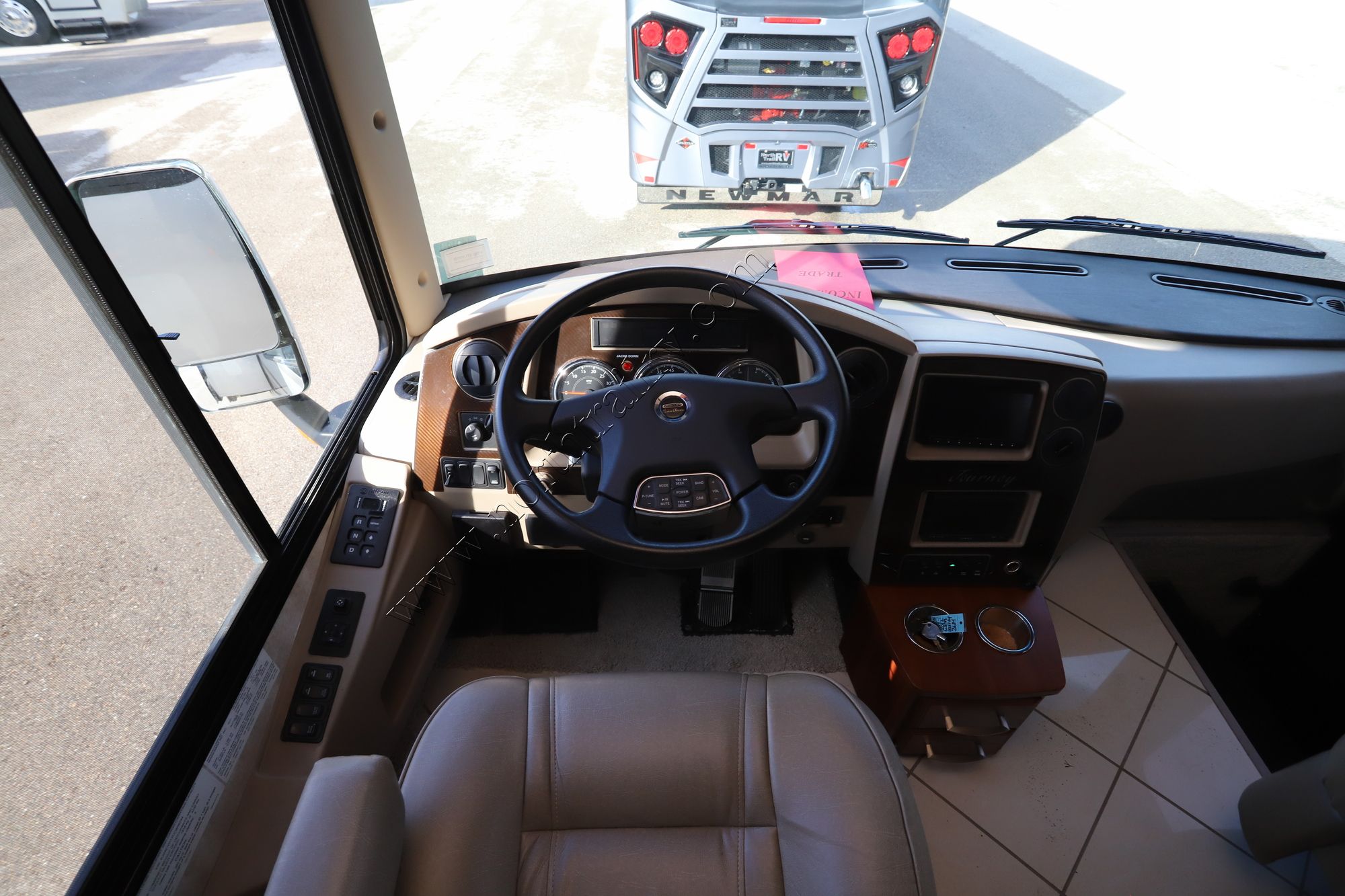 Used 2012 Winnebago Journey 36M Class A  For Sale