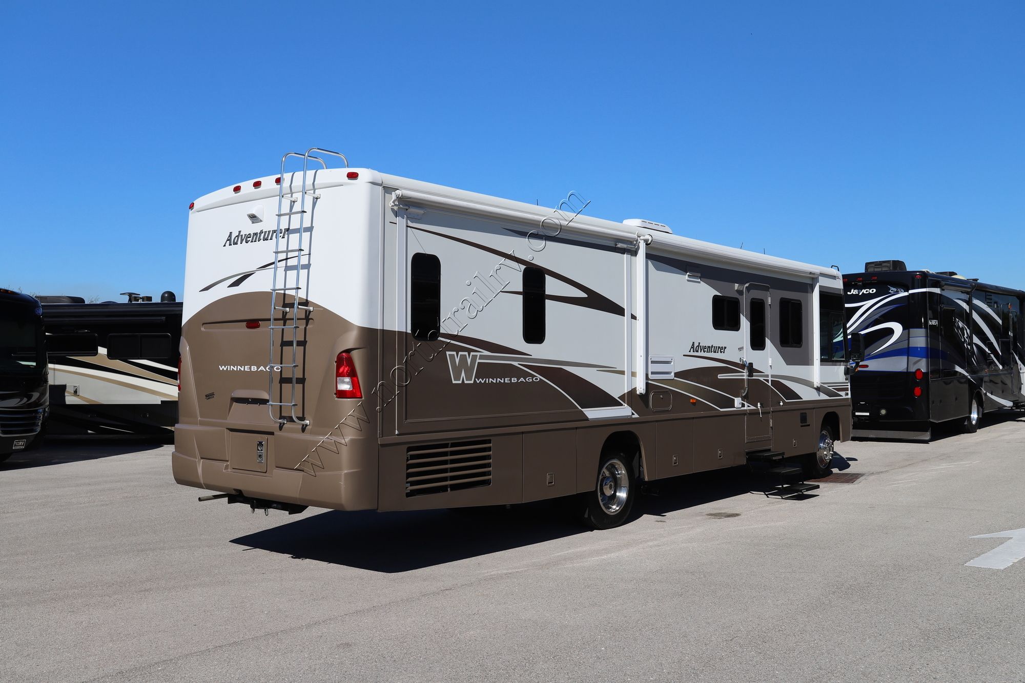 Used 2005 Winnebago Adventurer 35U Class A  For Sale