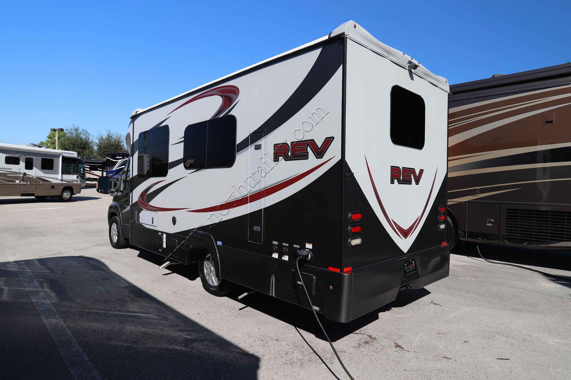 Used 2017 Dynamax Rev 24RB Class C  For Sale