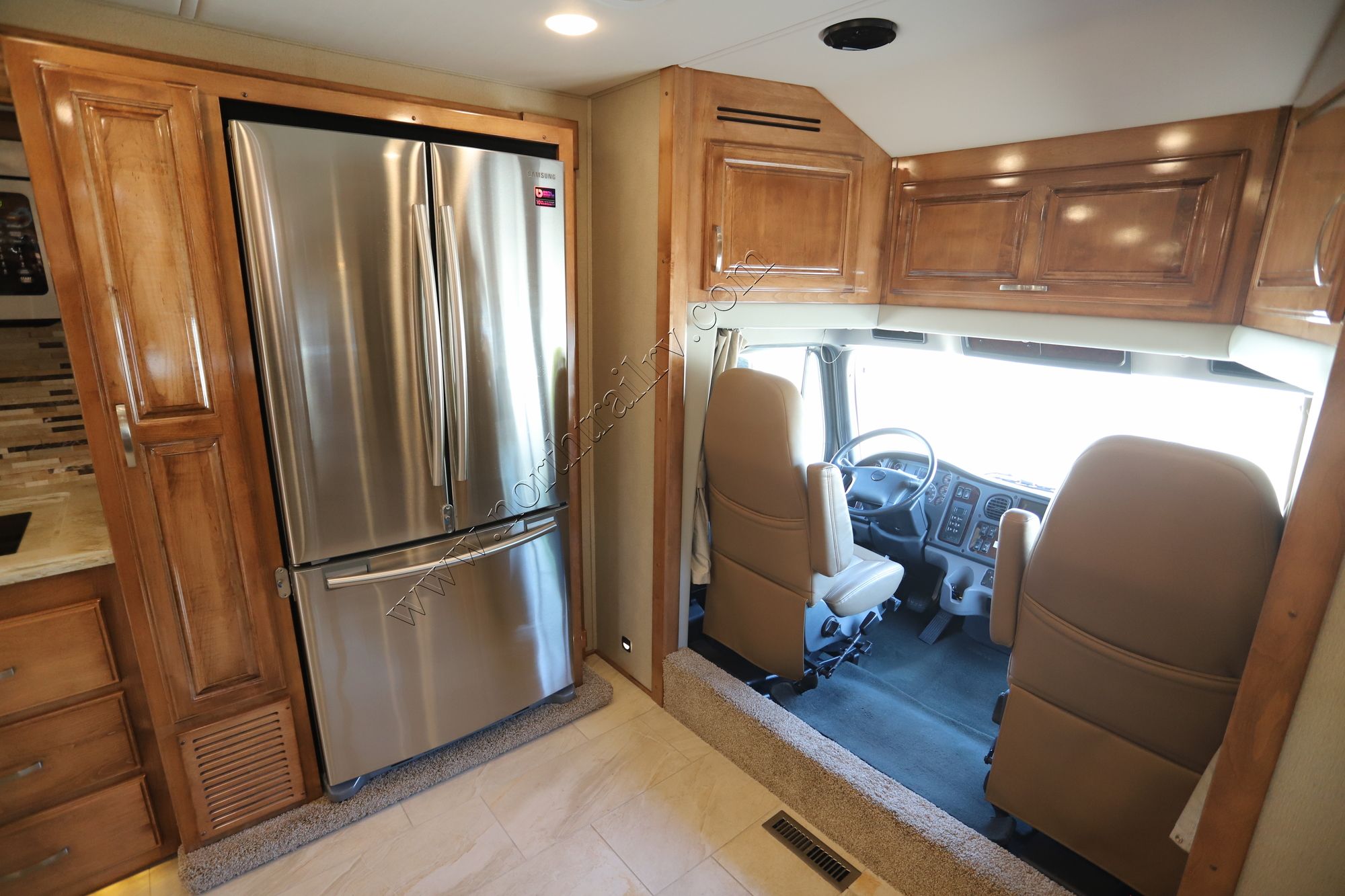 Used 2019 Renegade Rv Verona Le 40LRB Super C  For Sale