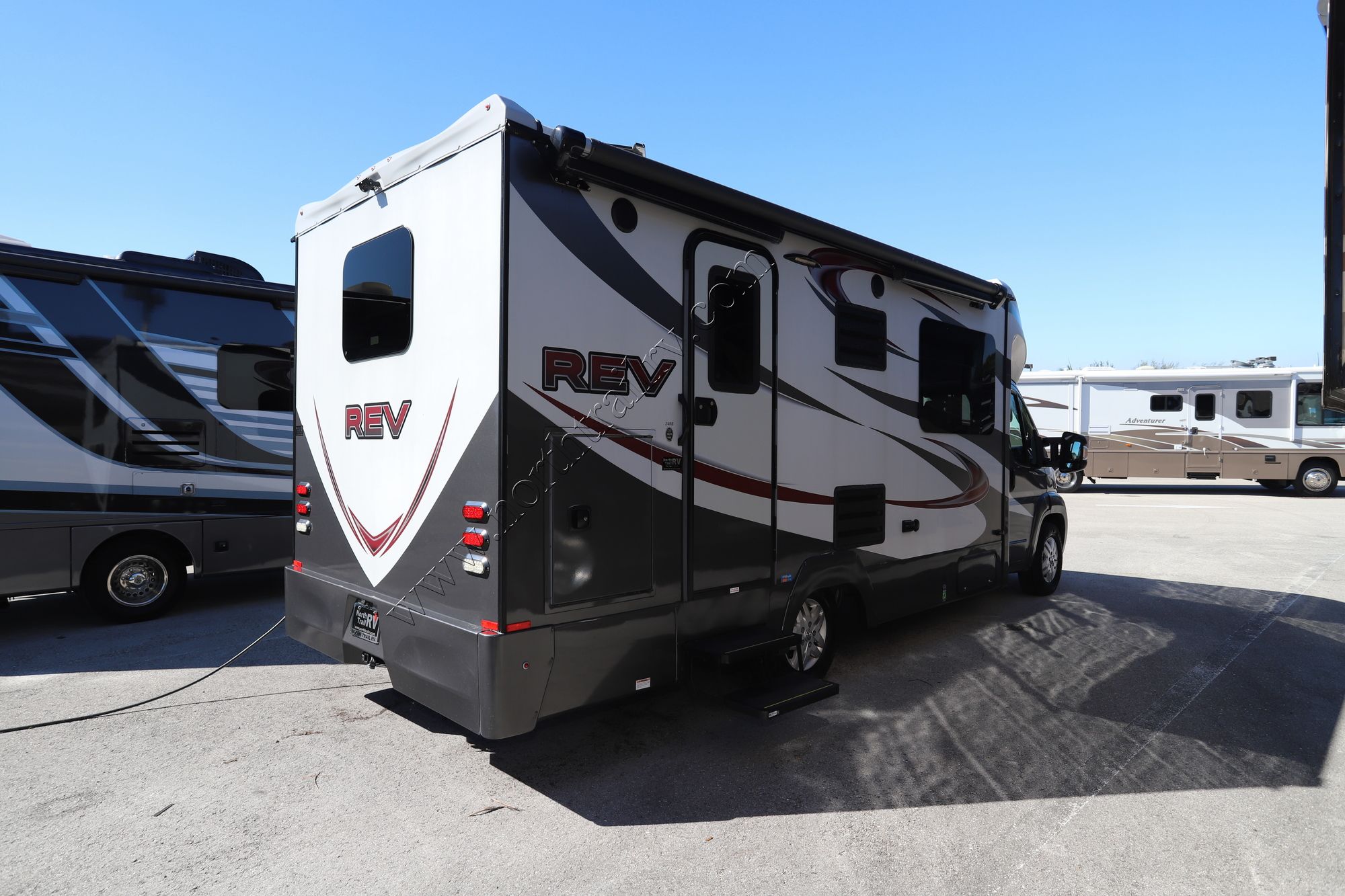 Used 2017 Dynamax Rev 24RB Class C  For Sale