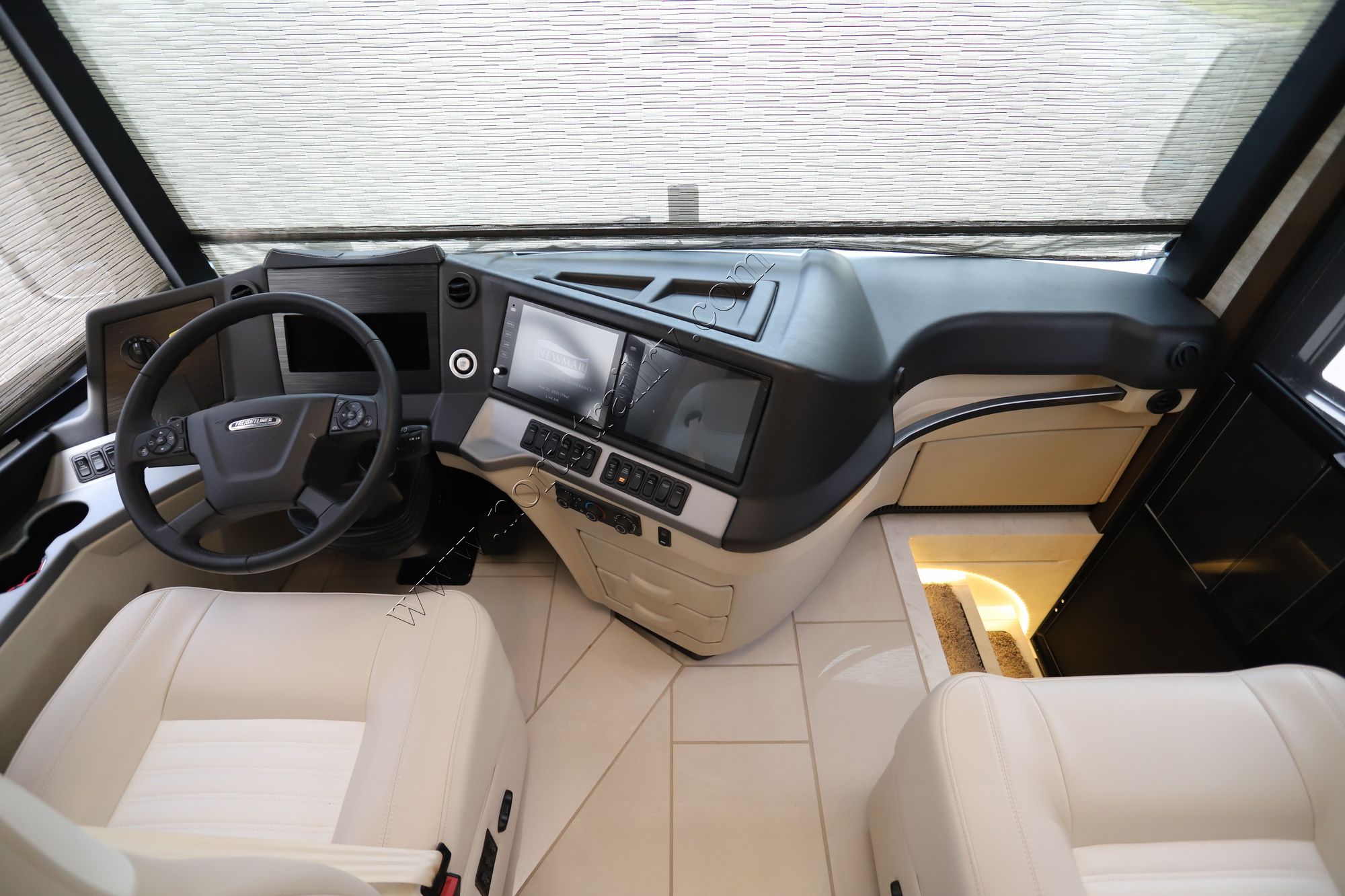 New 2022 Newmar New Aire 3543 Class A  For Sale