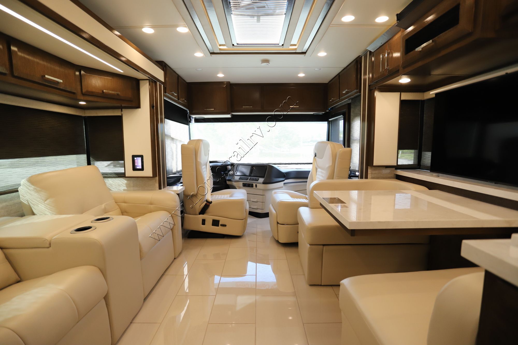 New 2022 Newmar New Aire 3543 Class A  For Sale