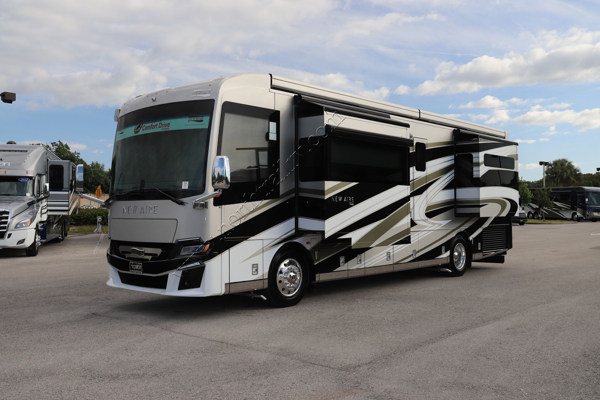 New 2022 Newmar New Aire 3543 Class A  For Sale