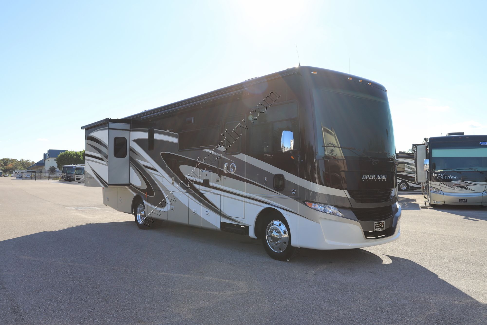 Used 2021 Tiffin Motor Homes Allegro 32SA Class A  For Sale