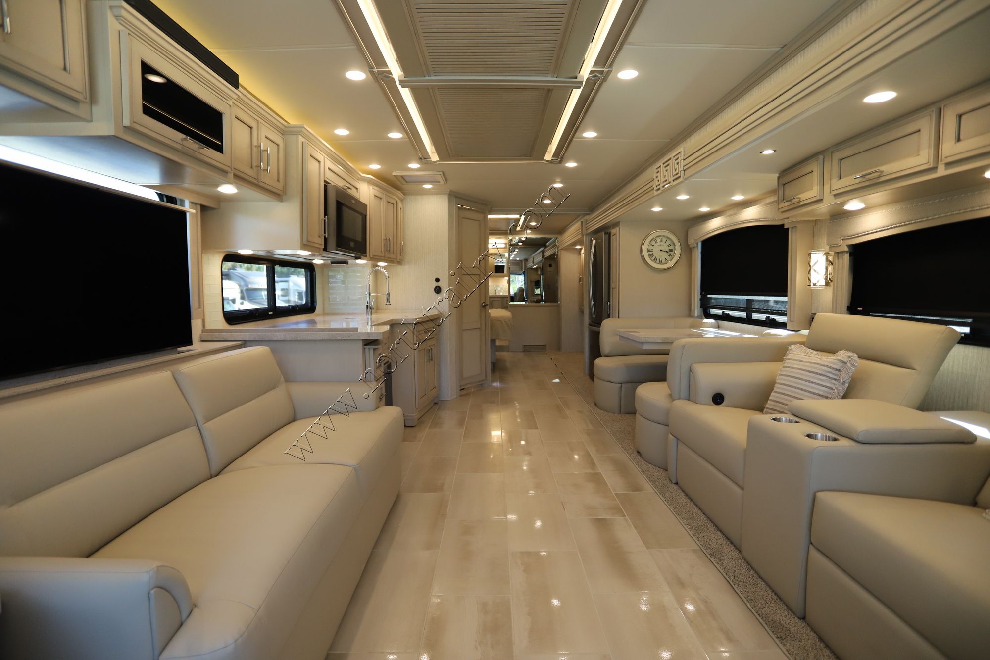 New 2022 Newmar Ventana 4037 Class A  For Sale