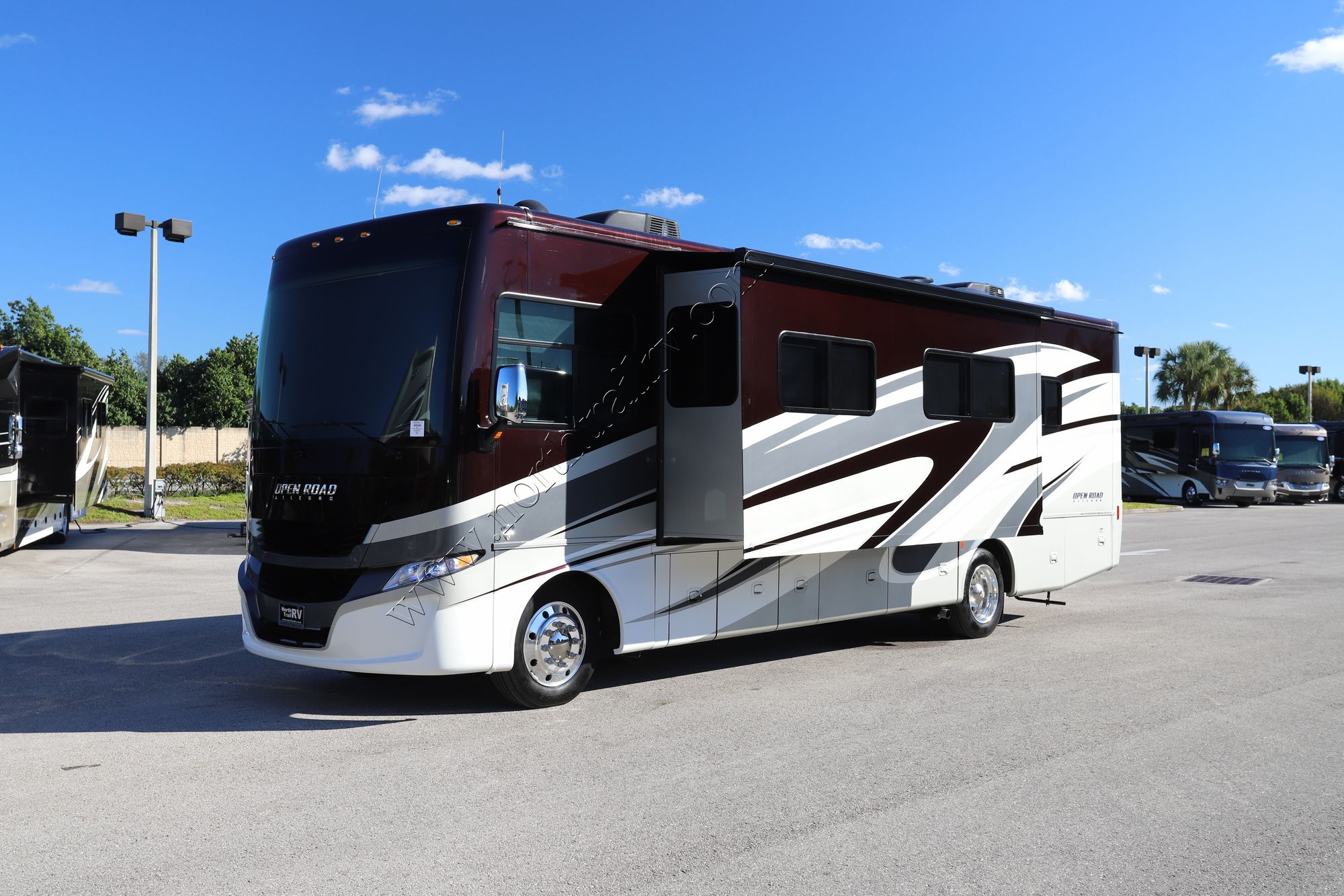 Used 2021 Tiffin Motor Homes Allegro 32SA Class A  For Sale