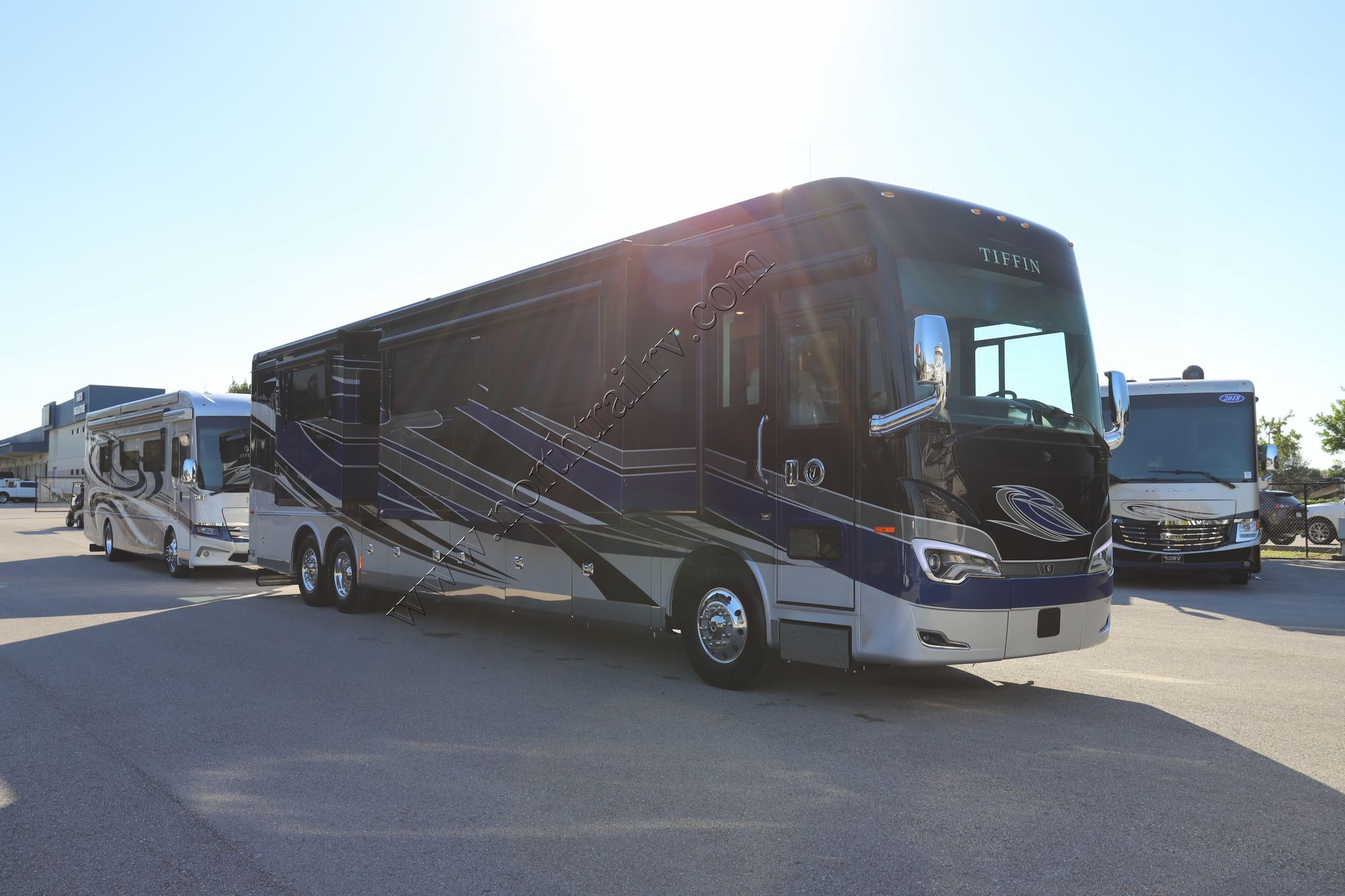 New 2022 Tiffin Motor Homes Allegro Bus 45FP Class A  For Sale