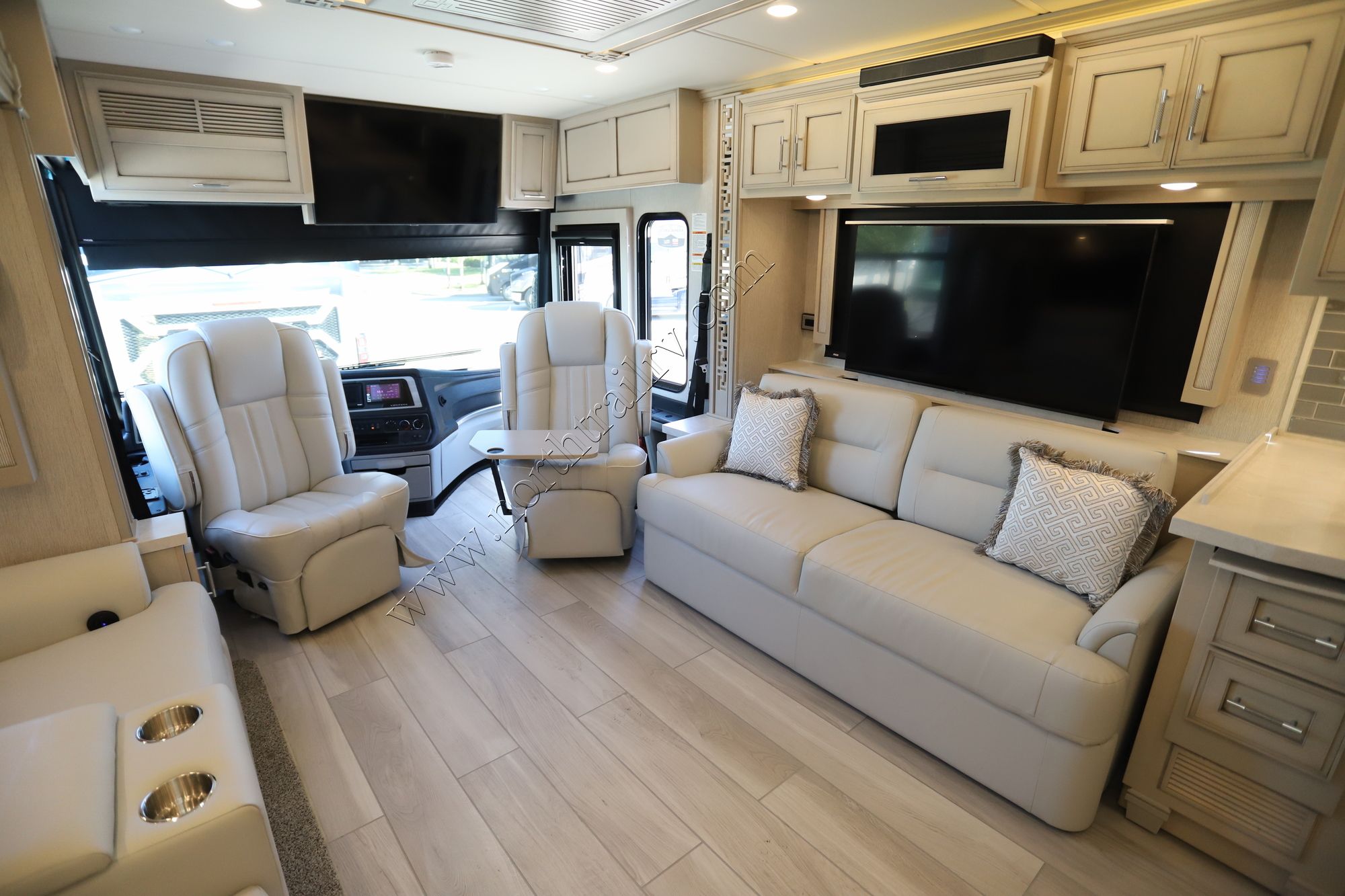 New 2022 Newmar Ventana 4037 Class A  For Sale