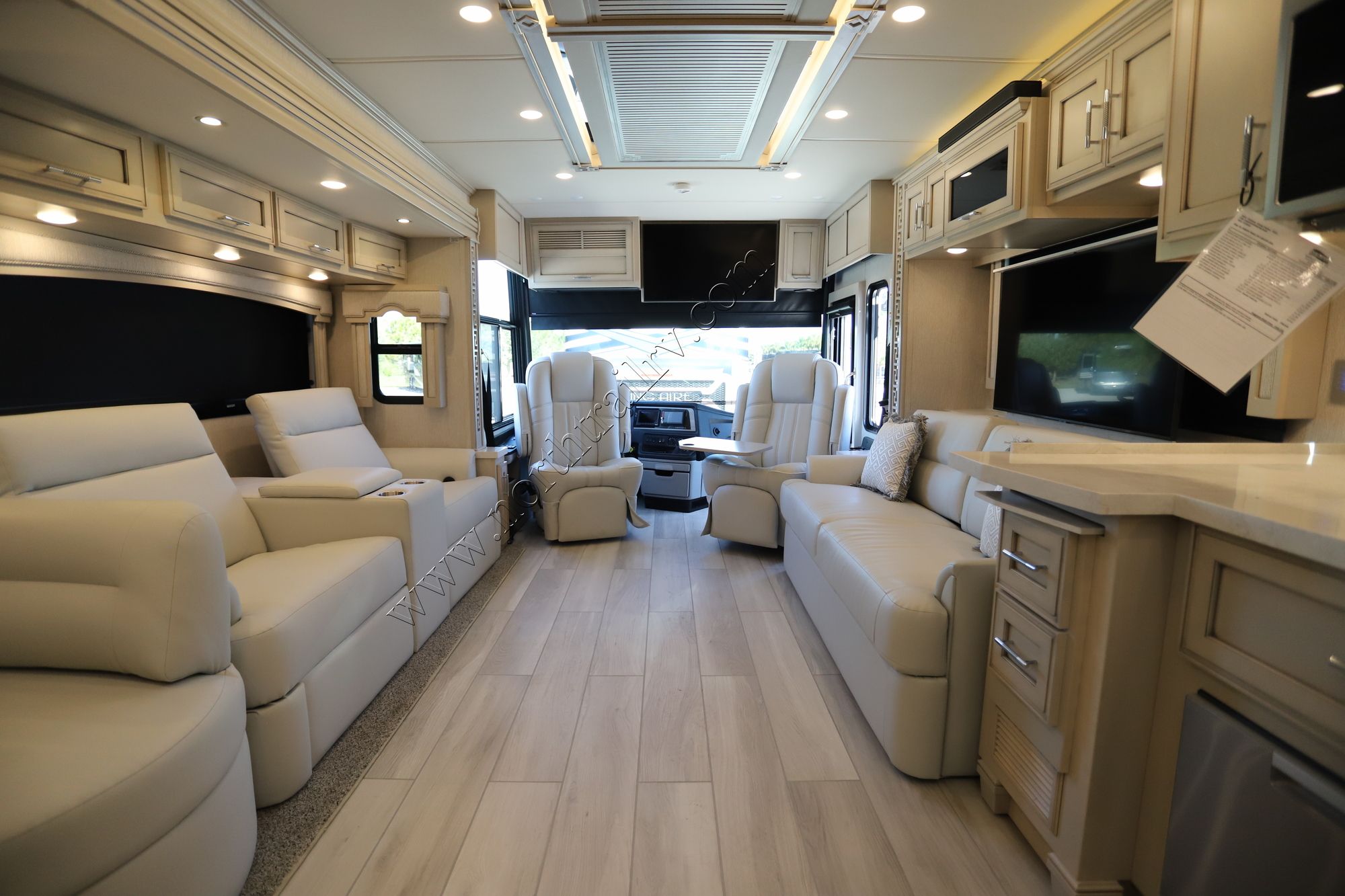 New 2022 Newmar Ventana 4037 Class A  For Sale