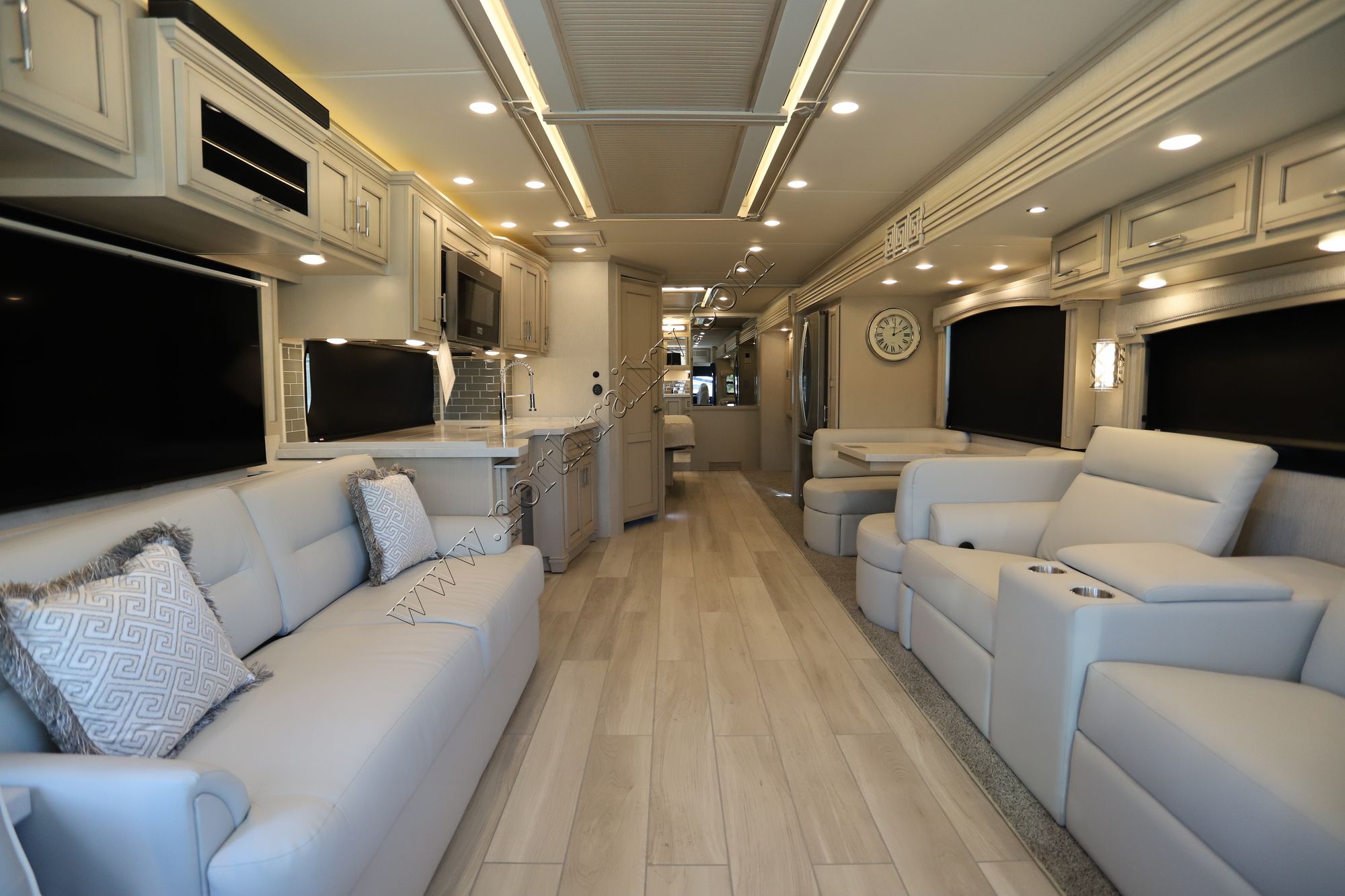 New 2022 Newmar Ventana 4037 Class A  For Sale