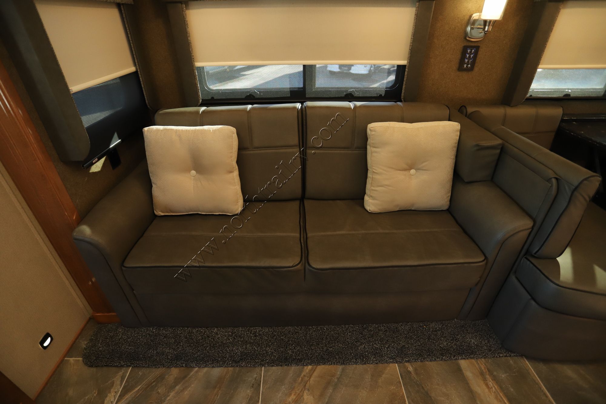 Used 2019 Renegade Rv Verona Le 40LRB Super C  For Sale