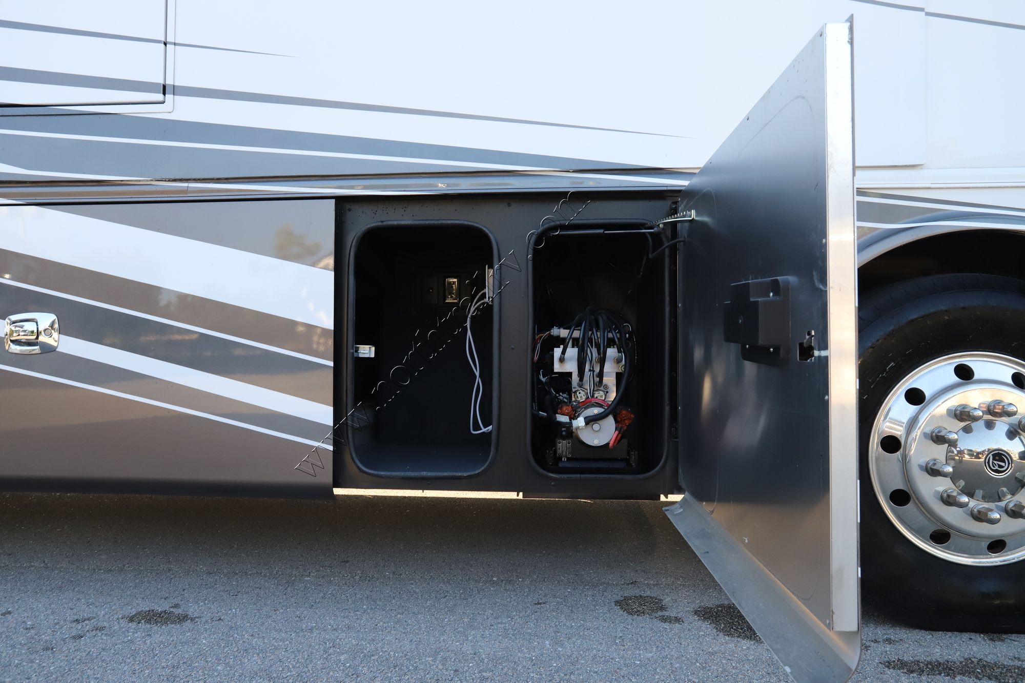 Used 2022 Tiffin Motor Homes Phaeton 40IH Class A  For Sale