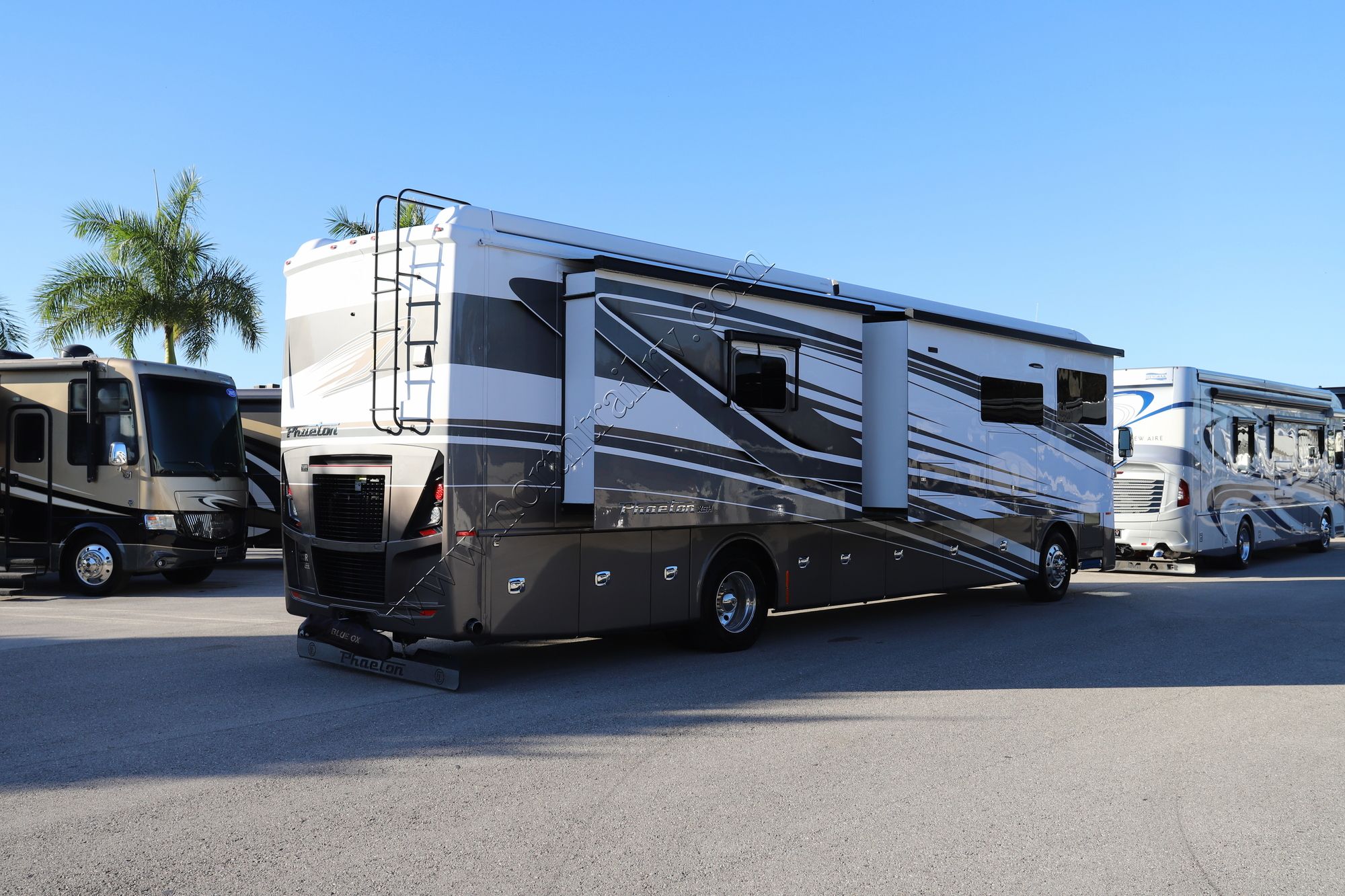 Used 2022 Tiffin Motor Homes Phaeton 40IH Class A  For Sale
