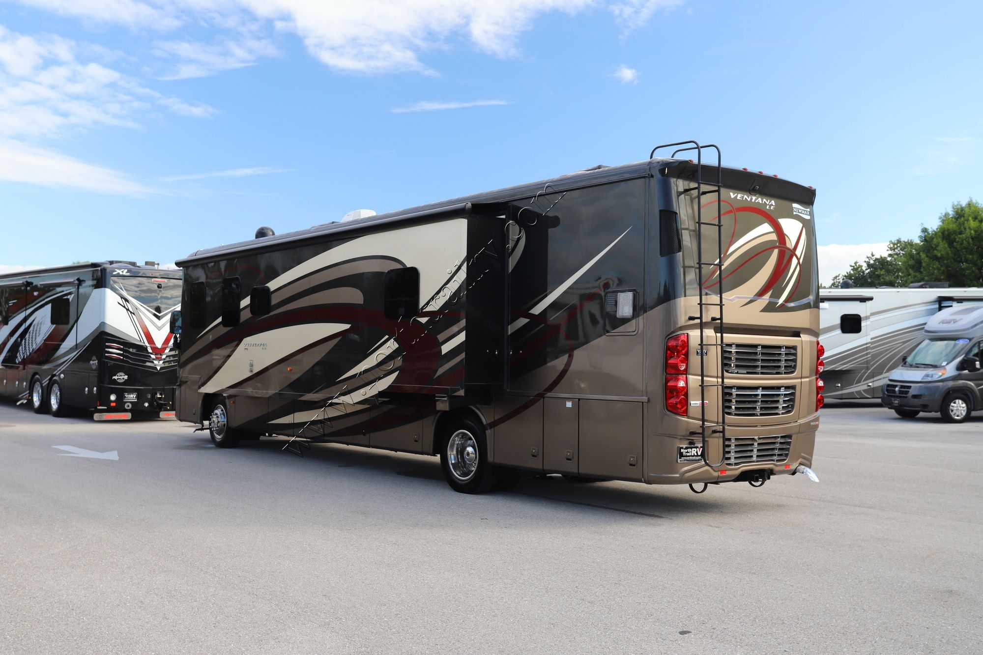 Used 2019 Newmar Ventana Le 4002 Class A  For Sale