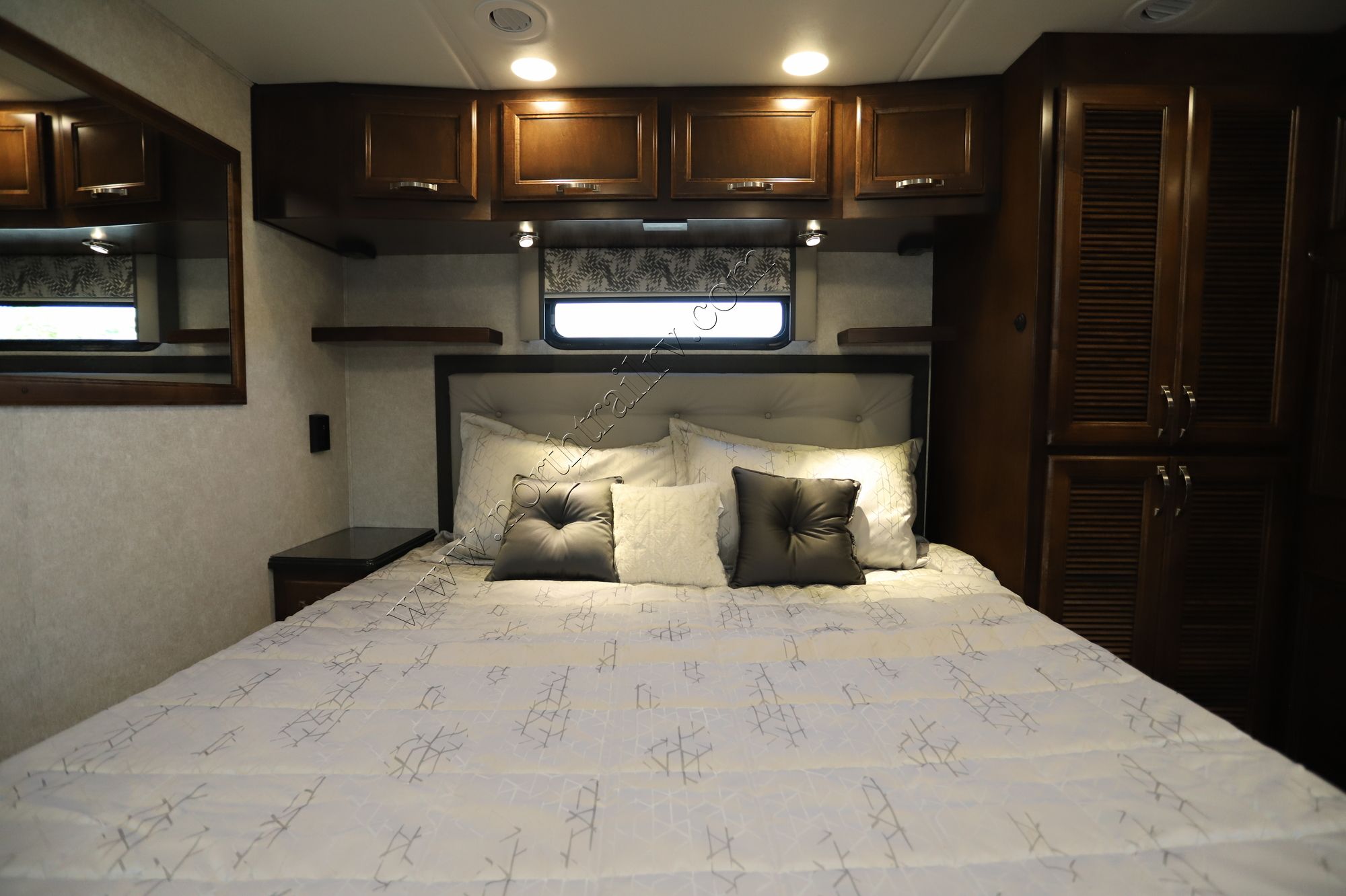 New 2022 Renegade Rv Verona 40VBH Super C  For Sale