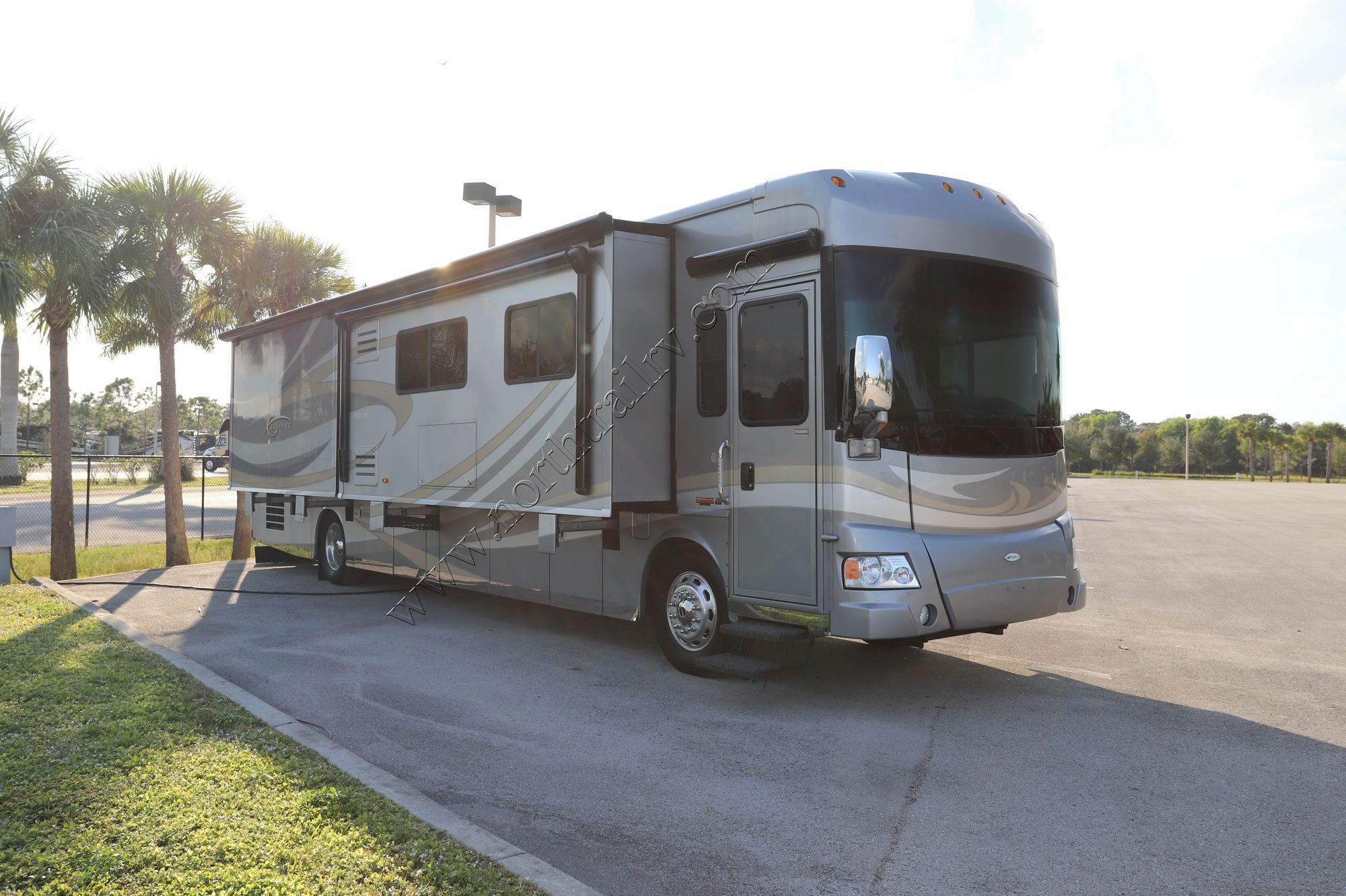 Used 2010 Itasca Ellipse 40WD Class A  For Sale