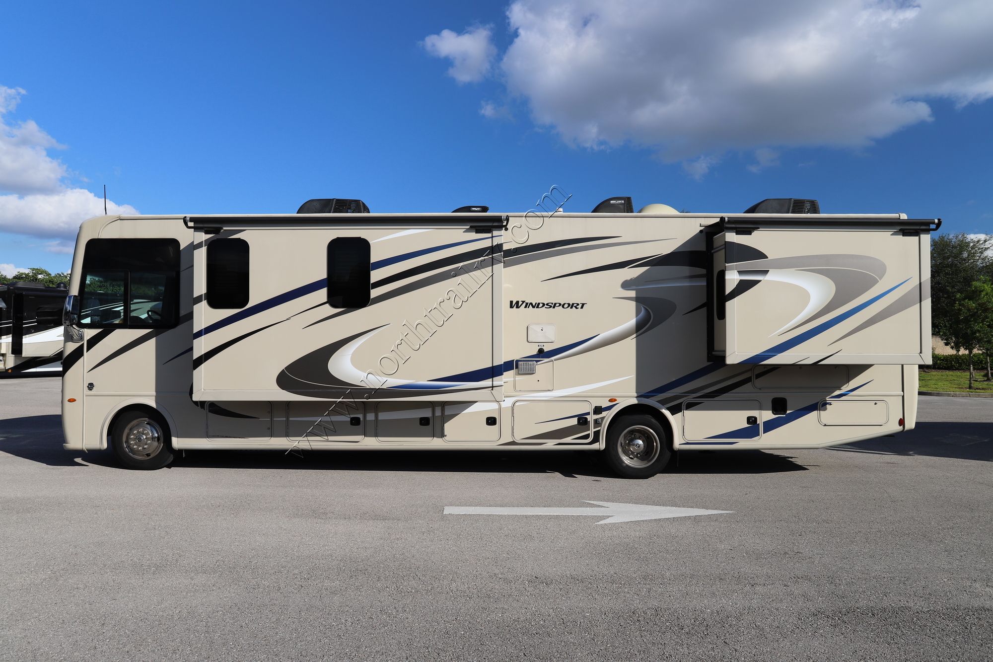 Used 2018 Thor Windsport 34P Class A  For Sale