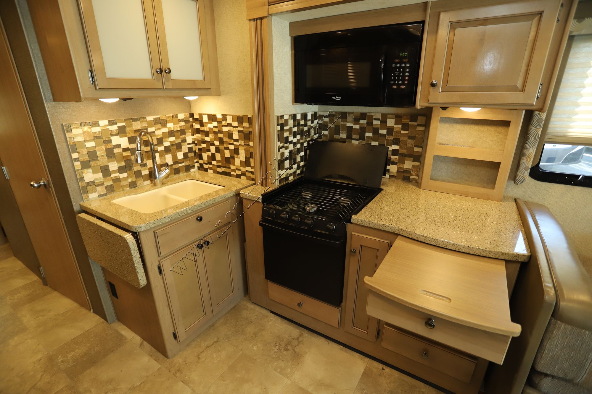 Used 2018 Thor Windsport 34P Class A  For Sale