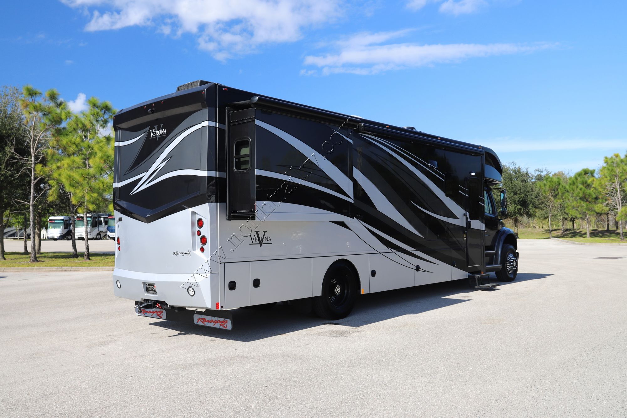 New 2022 Renegade Rv Verona 36VSB Super C  For Sale