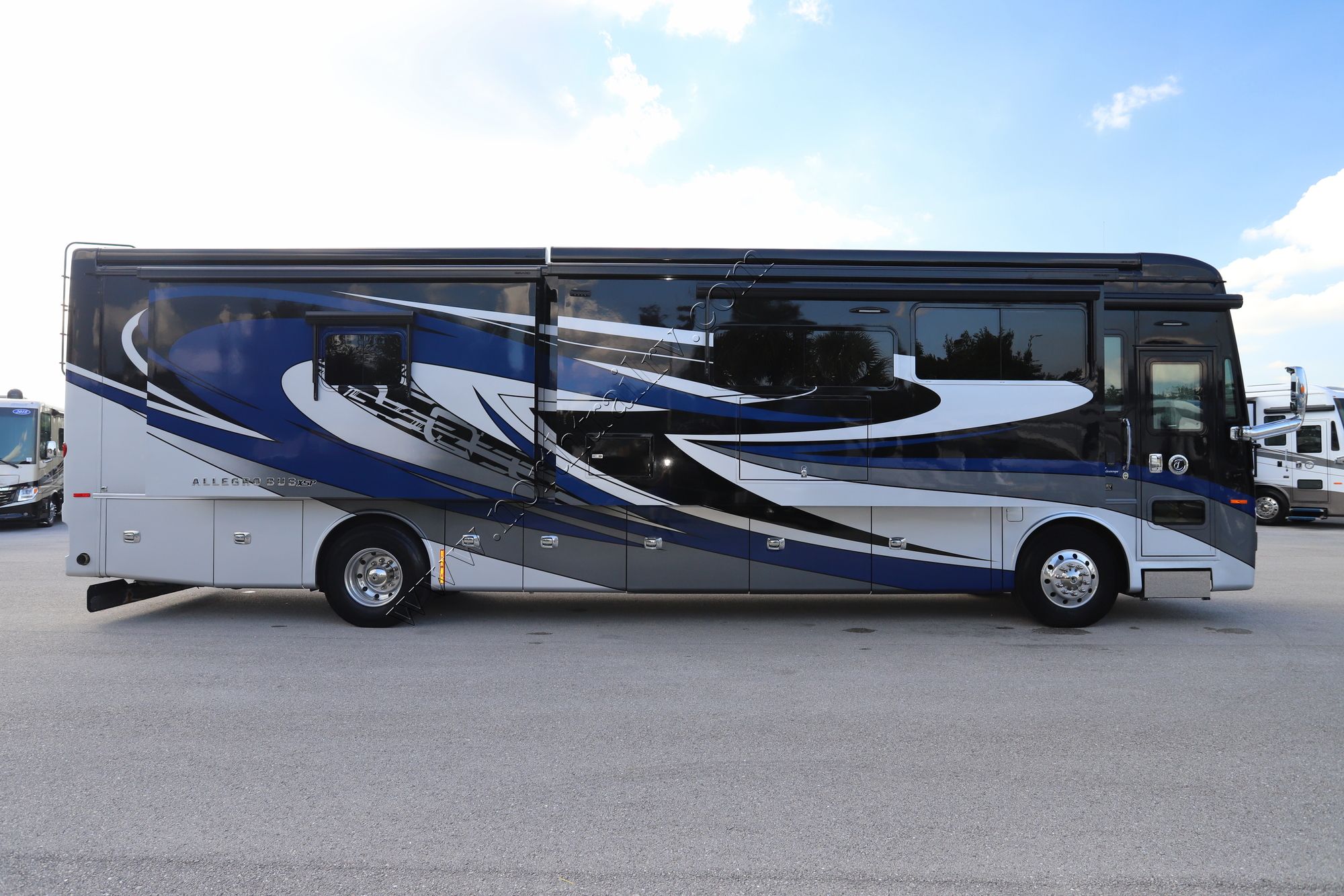 Used 2020 Tiffin Motor Homes Allegro Bus 40IP Class A  For Sale