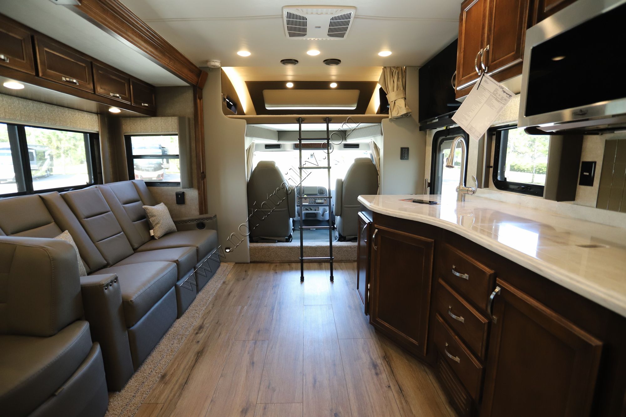 New 2022 Renegade Rv Verona 36VSB Super C  For Sale