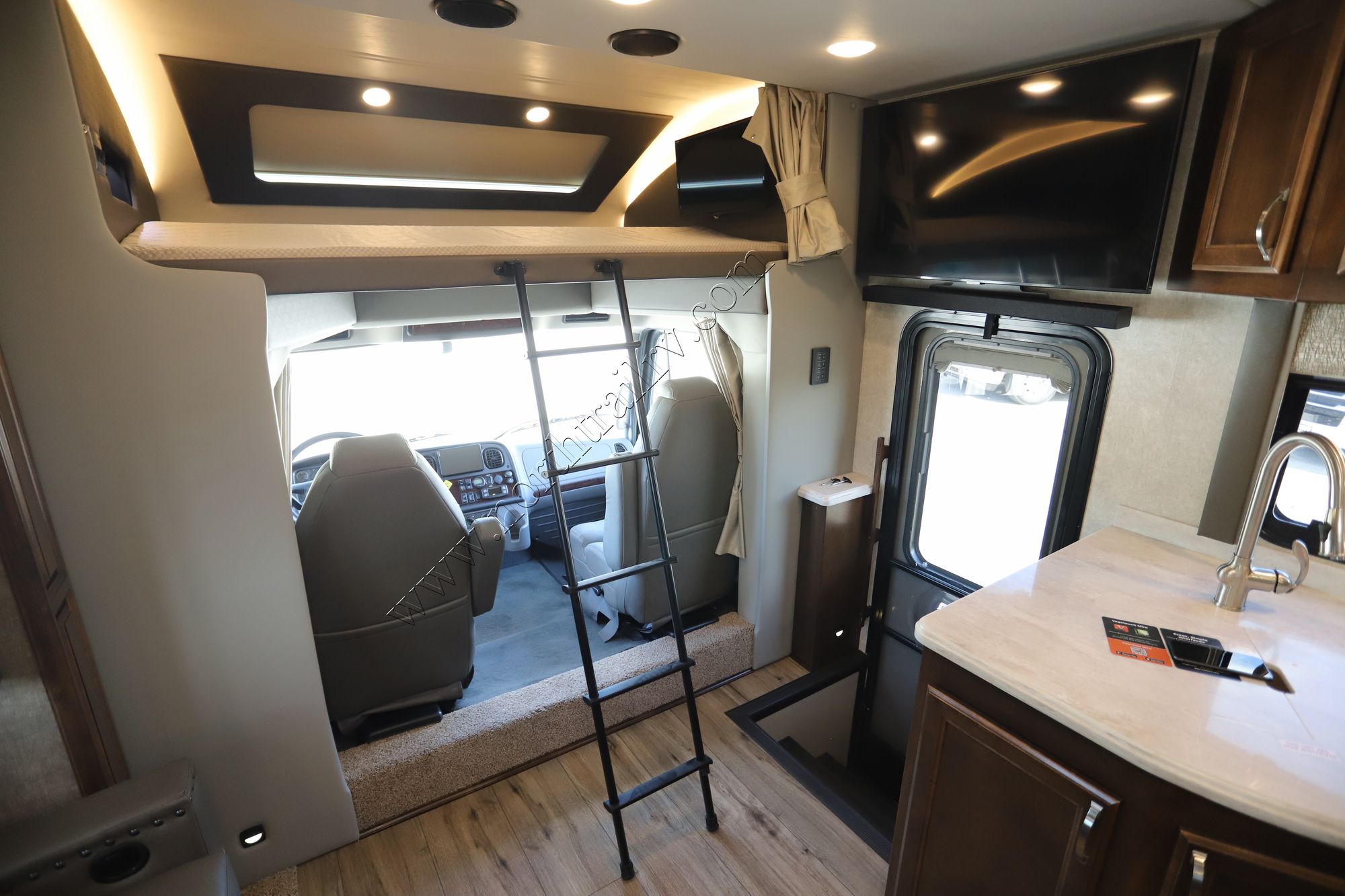 New 2022 Renegade Rv Verona 36VSB Super C  For Sale