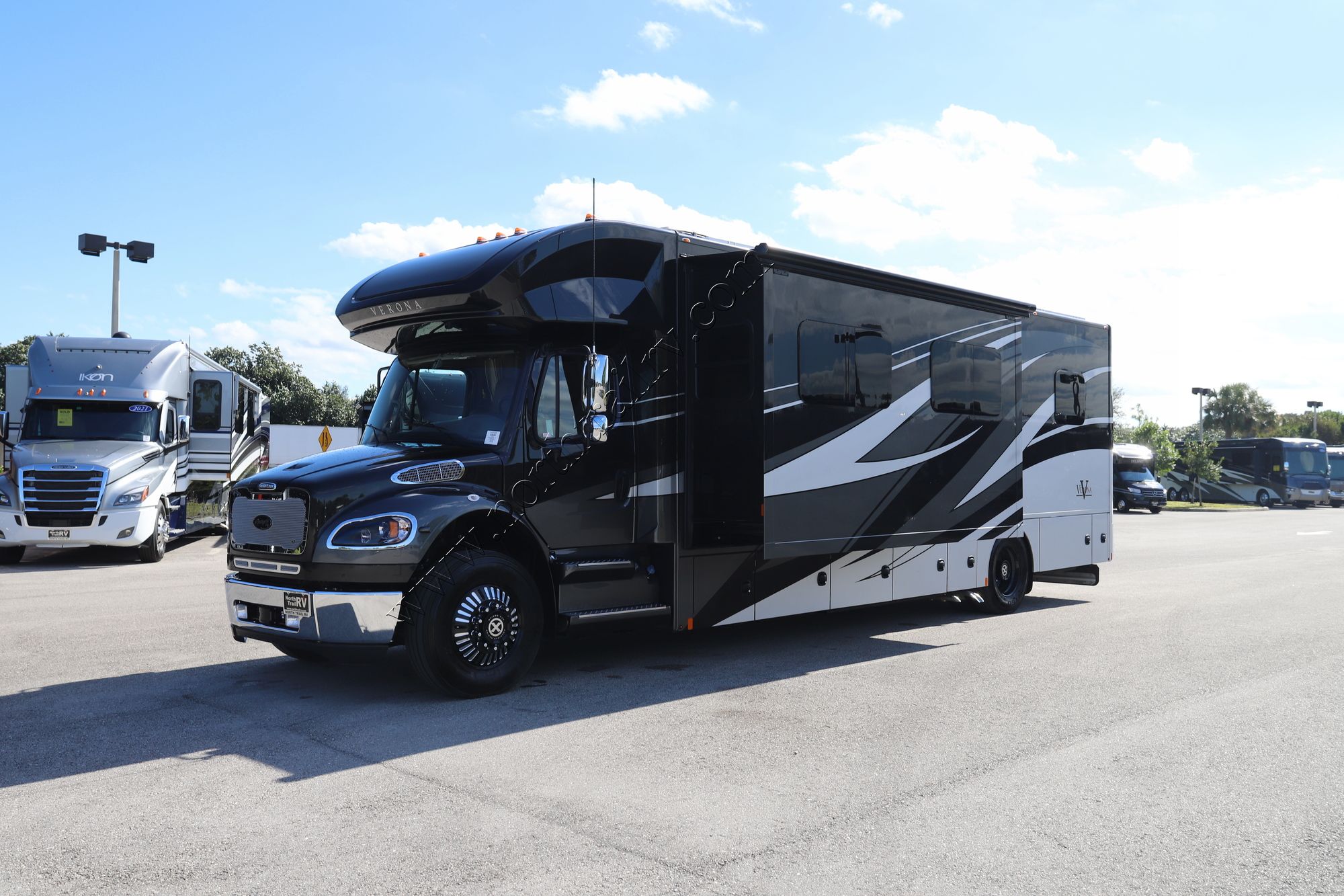 New 2022 Renegade Rv Verona 36VSB Super C  For Sale