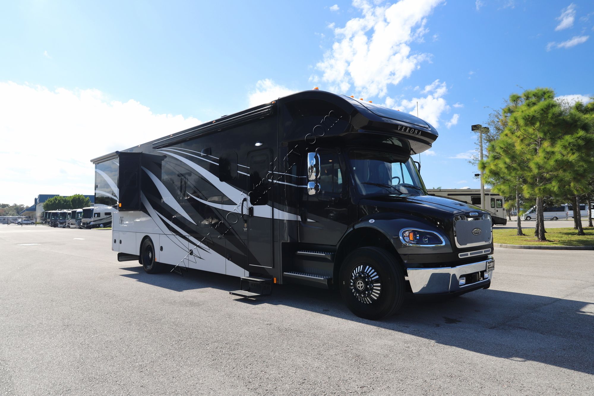 New 2022 Renegade Rv Verona 36VSB Super C  For Sale