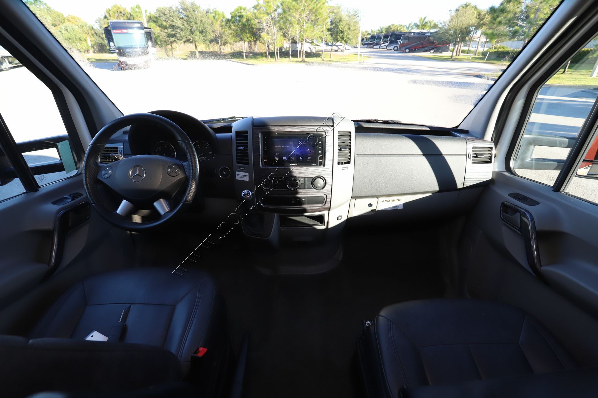 Used 2019 Renegade Rv Vienna 25VUCB Class C  For Sale