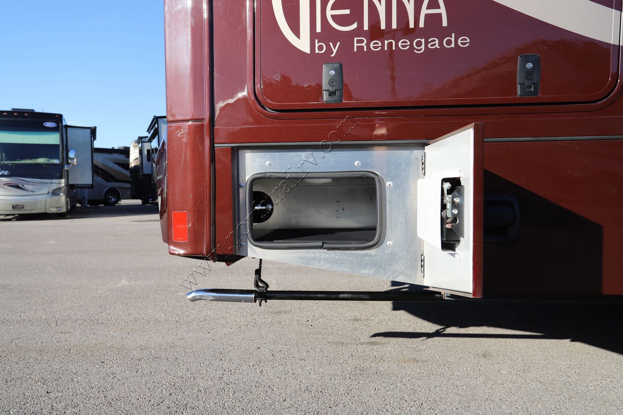 Used 2019 Renegade Rv Vienna 25VUCB Class C  For Sale